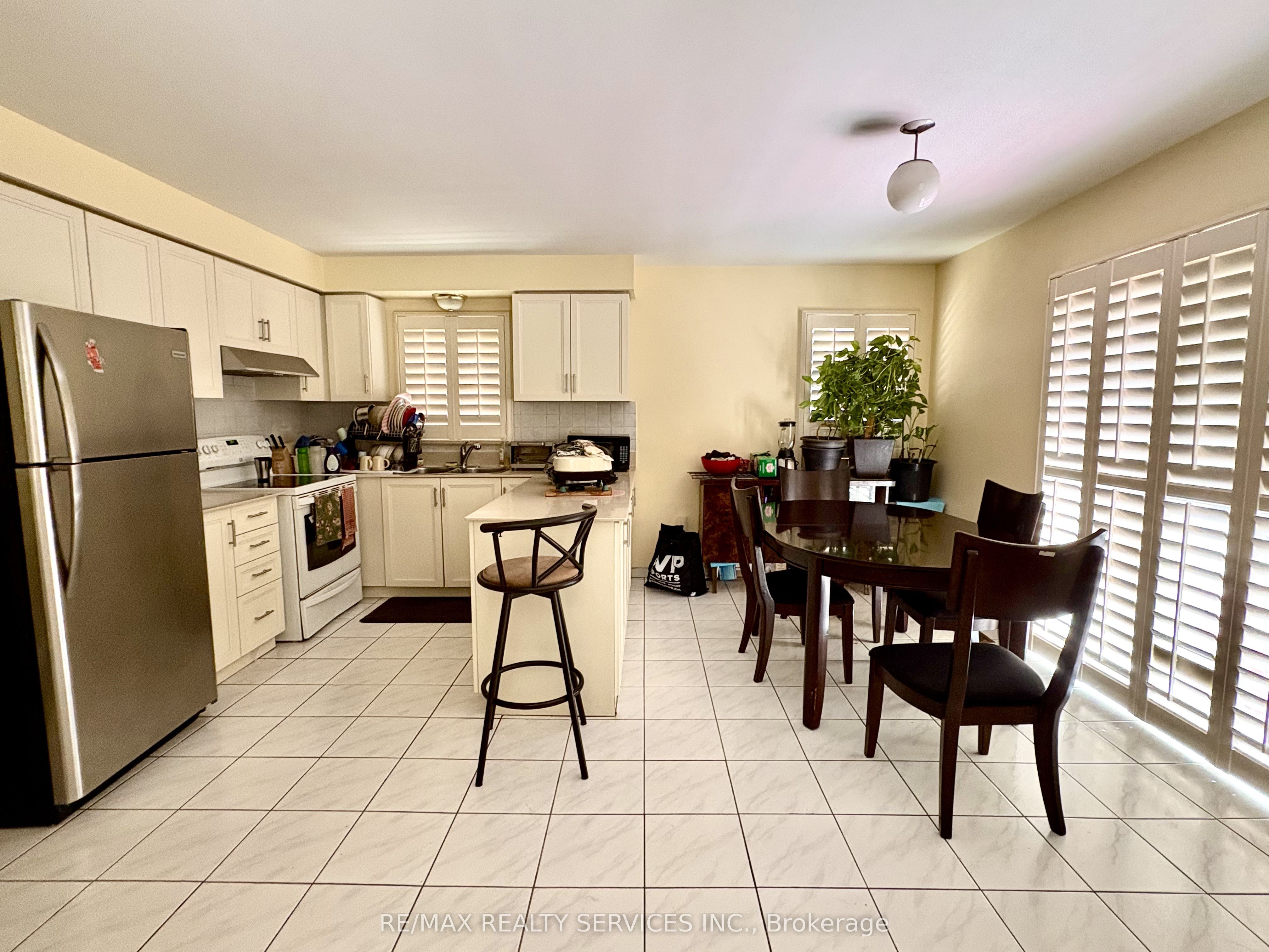 4460 Ashley Avenue Property Photo 9