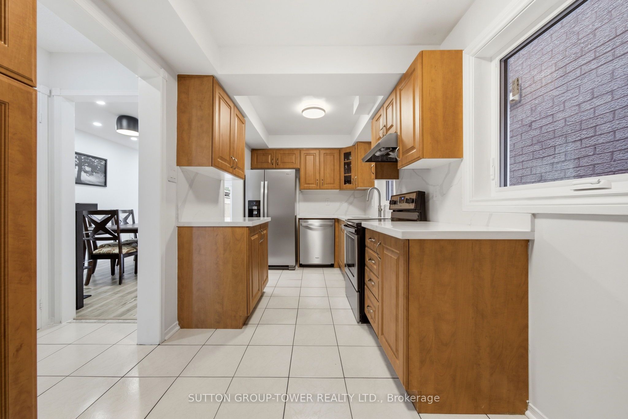 5035 Moulin Rouge Crescent Property Photo 7