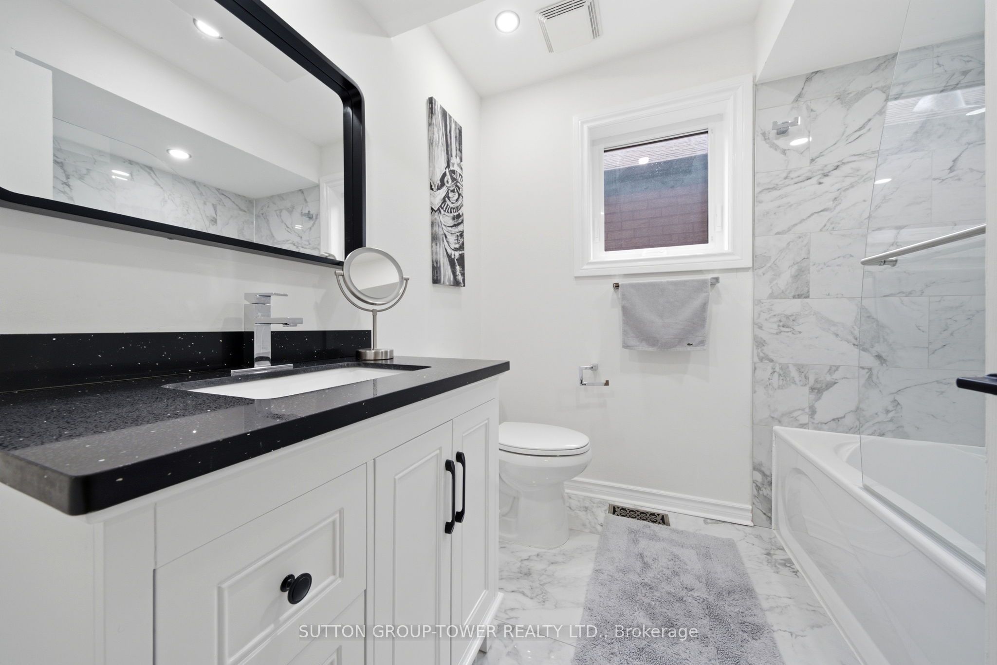 5035 Moulin Rouge Crescent Property Photo 23