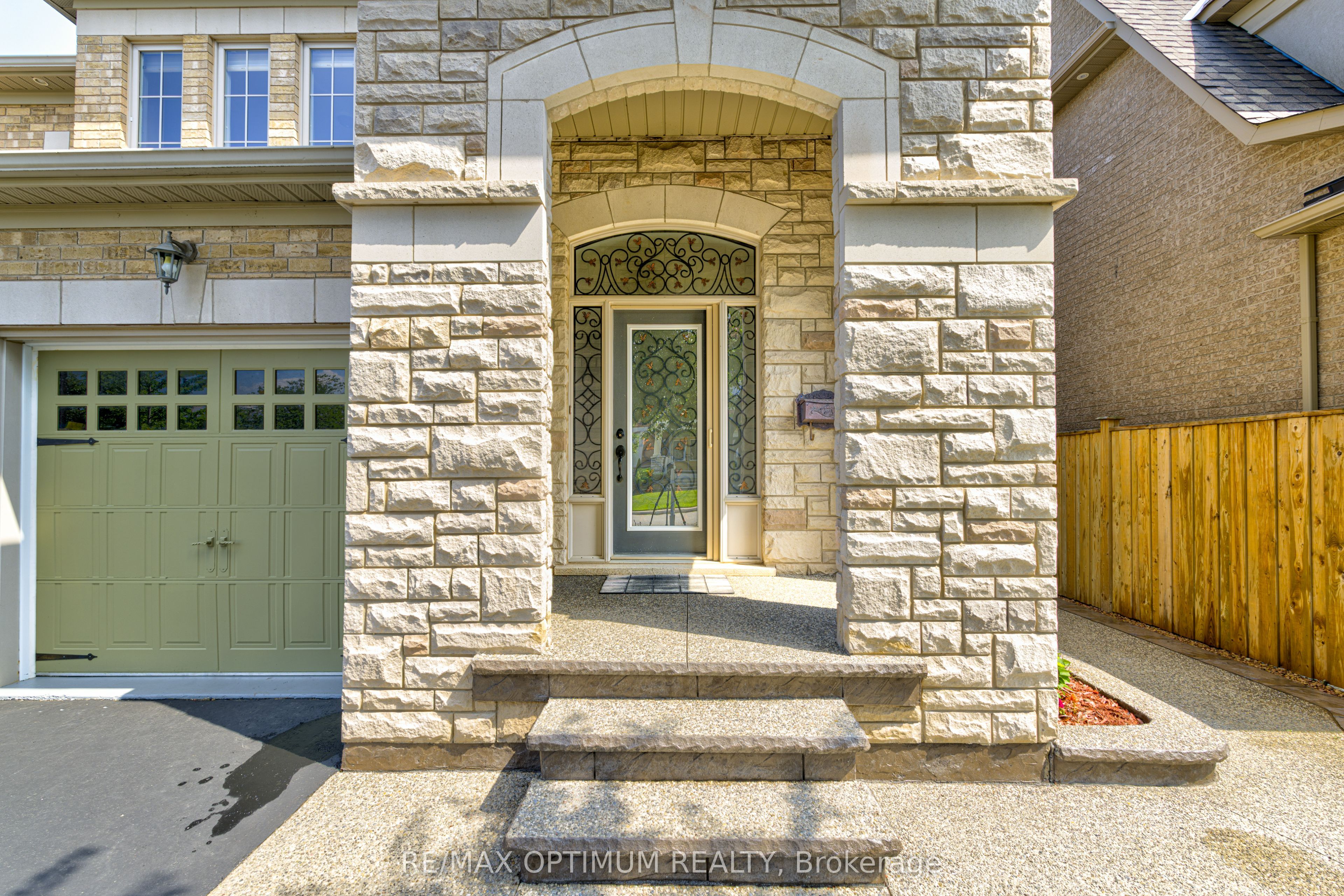 60 Impulse Circle Property Photo 4
