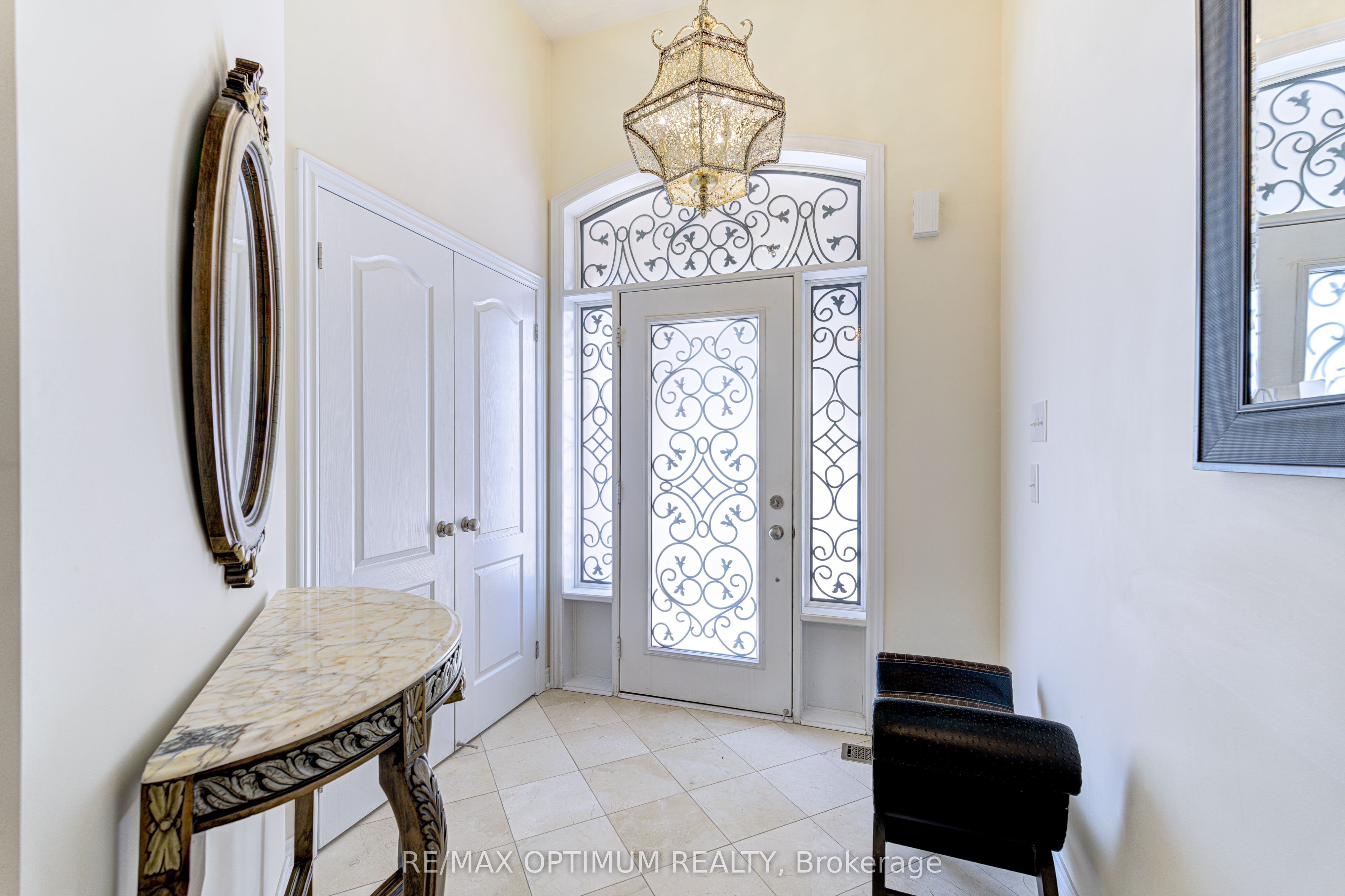 60 Impulse Circle Property Photo 5
