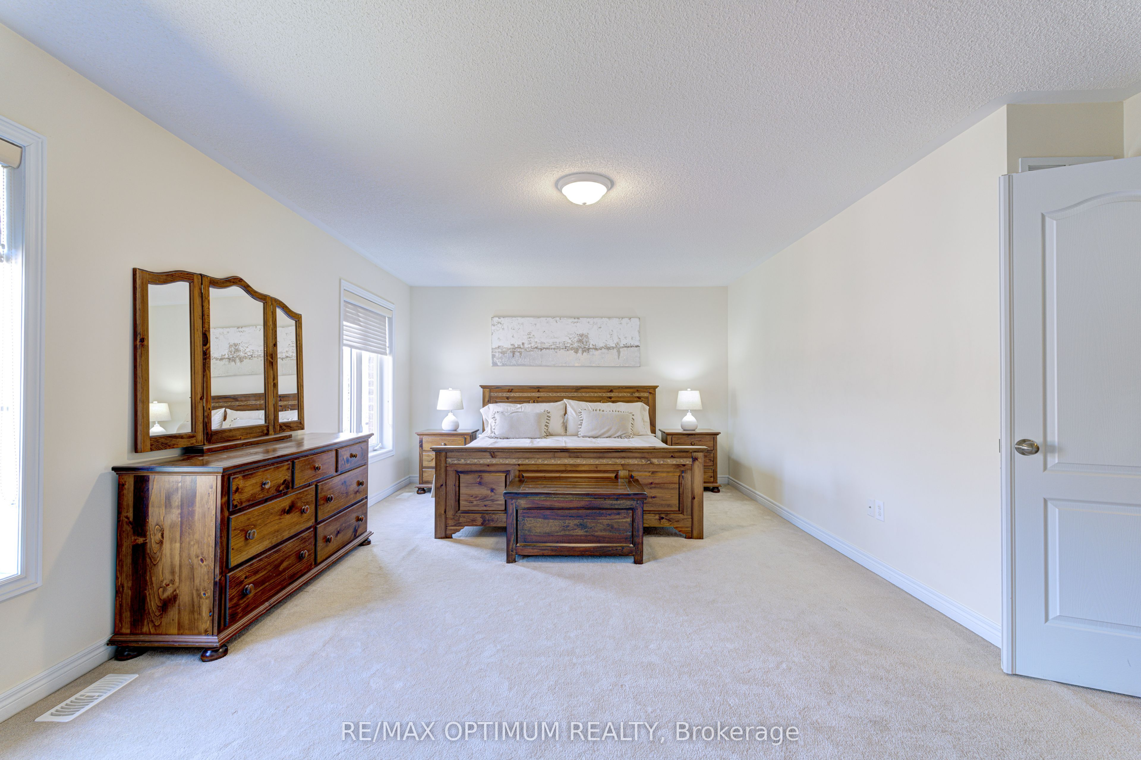 60 Impulse Circle Property Photo 22