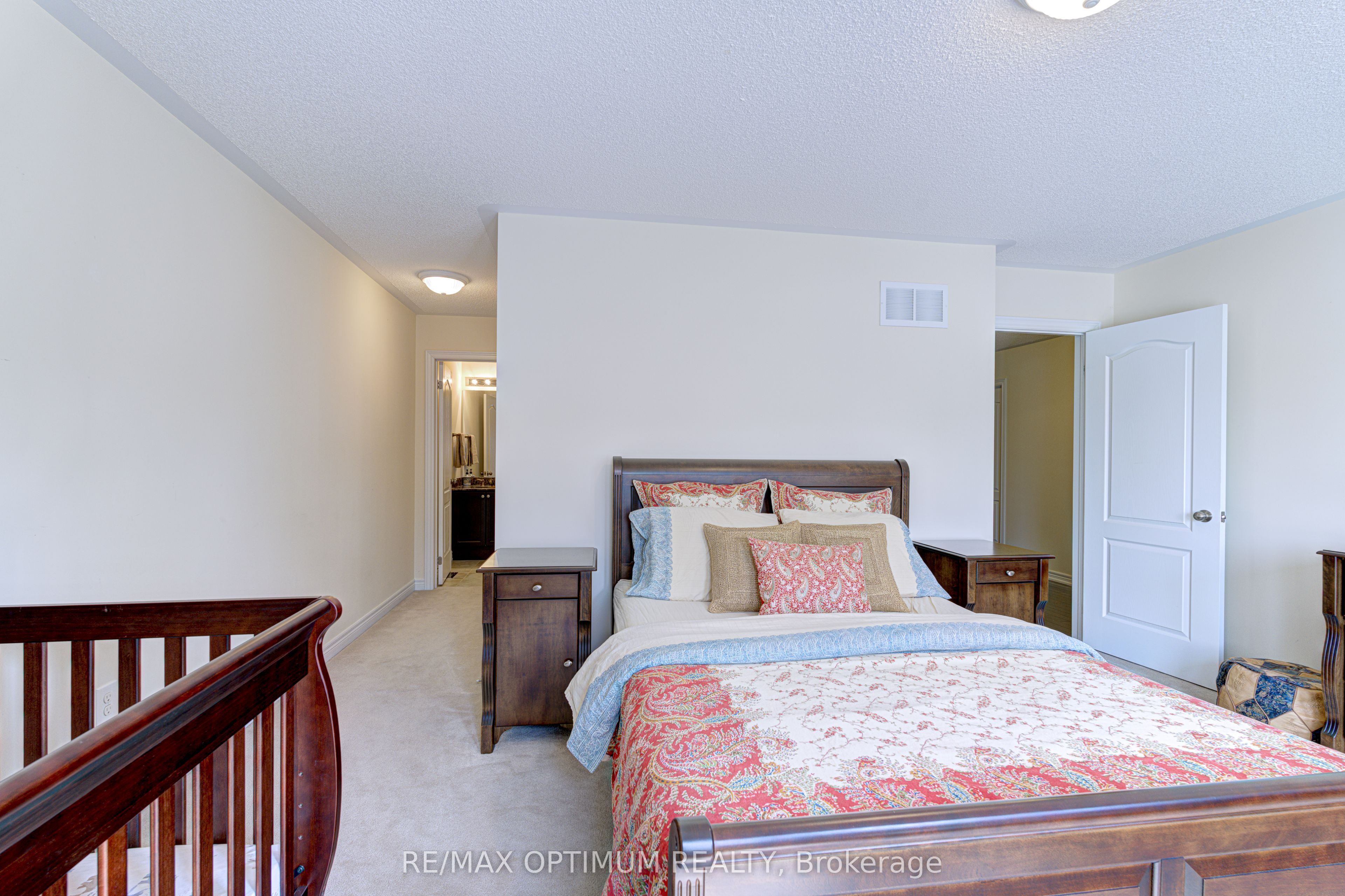 60 Impulse Circle Property Photo 29