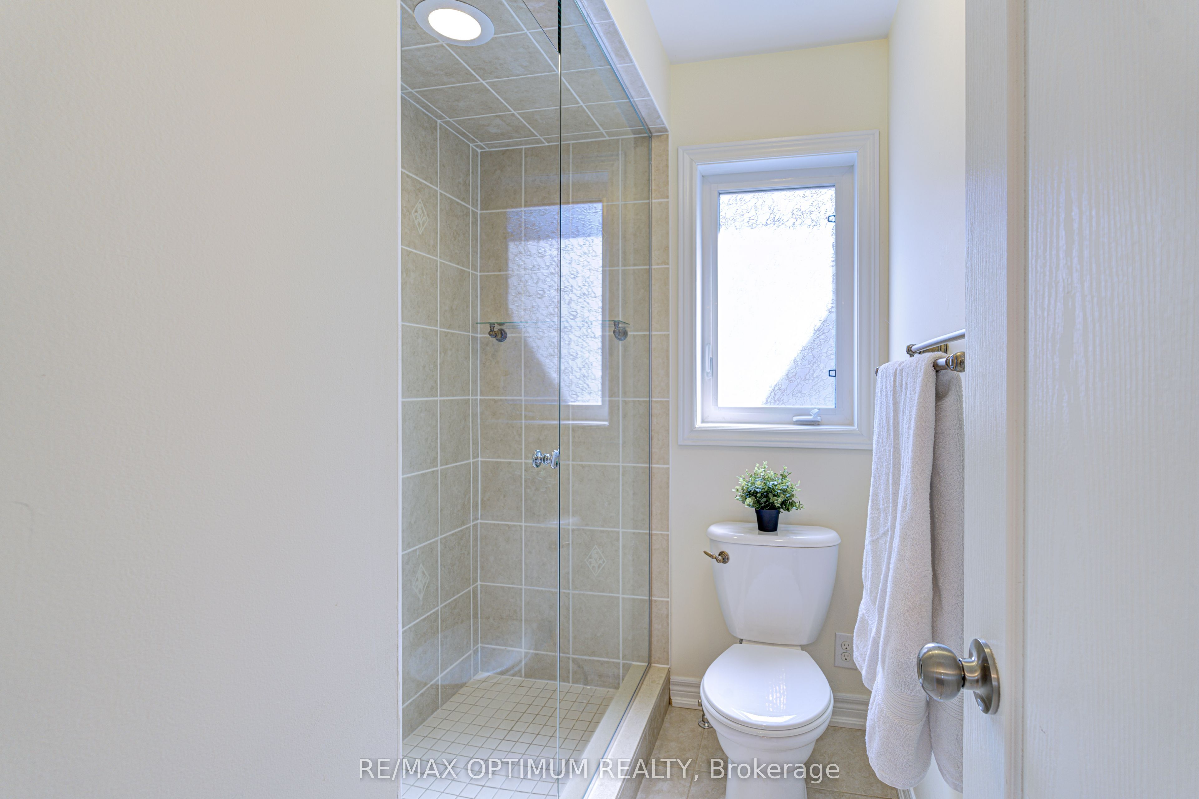 60 Impulse Circle Property Photo 34