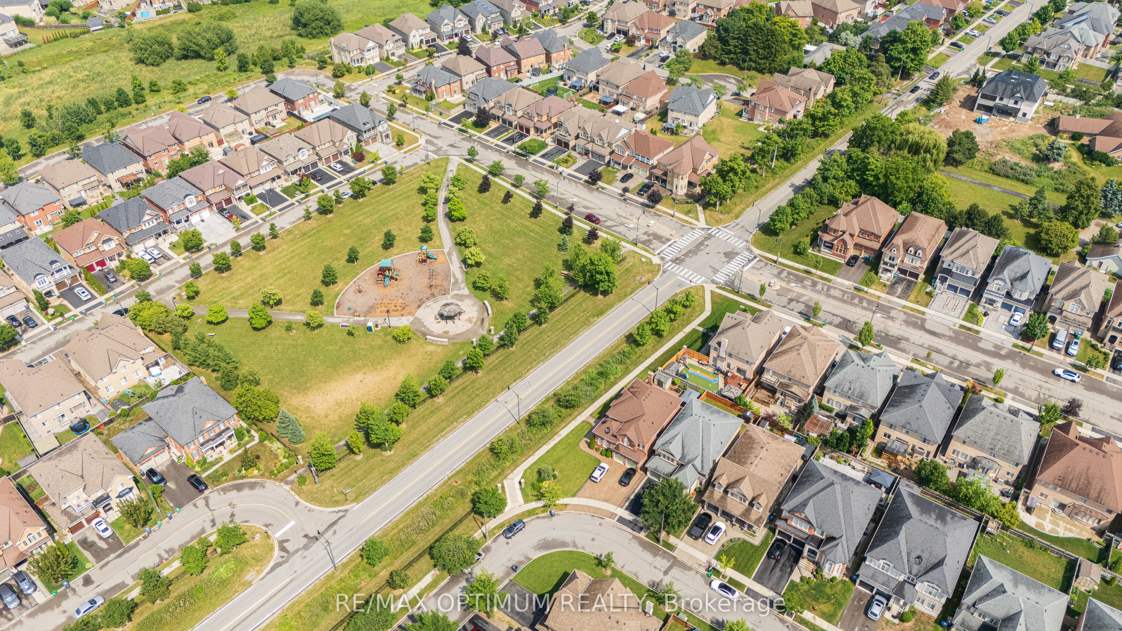 60 Impulse Circle Property Photo 46