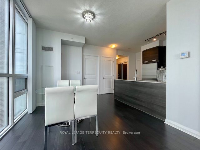 5033 Four Springs Avenue 1219 Property Photo 13
