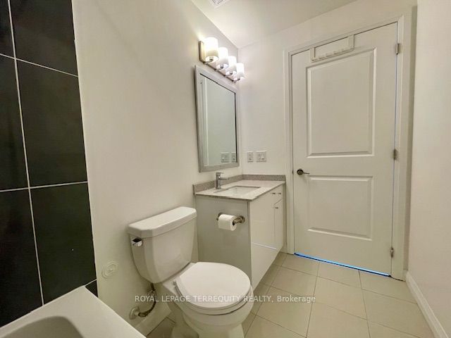 5033 Four Springs Avenue 1219 Property Photo 23