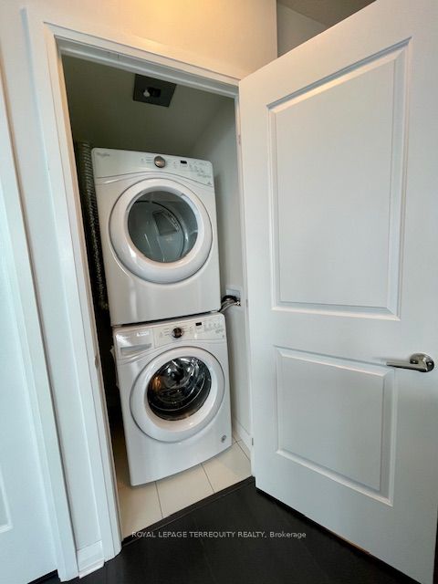 5033 Four Springs Avenue 1219 Property Photo 28