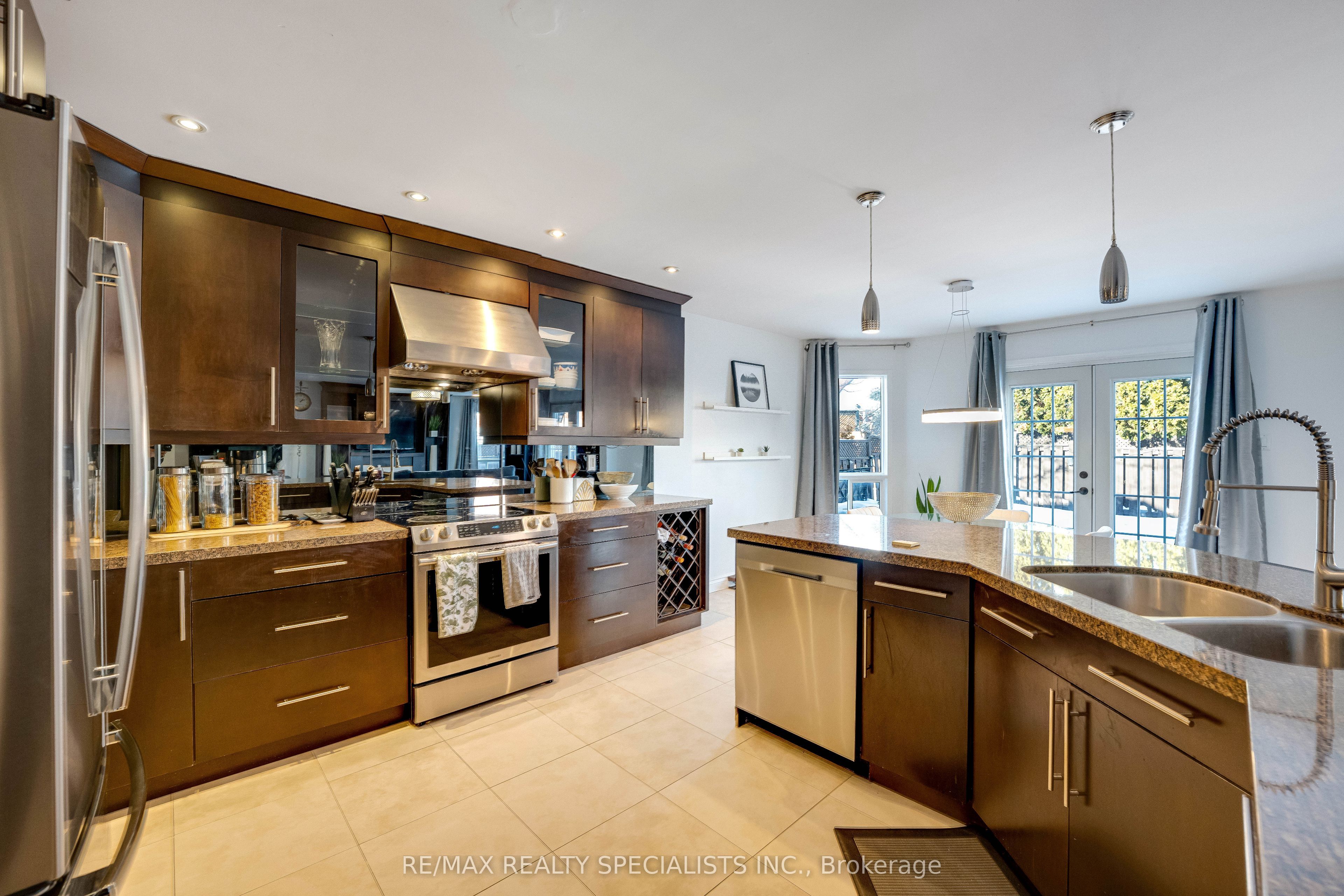 7 Banington Crescent Property Photo 9