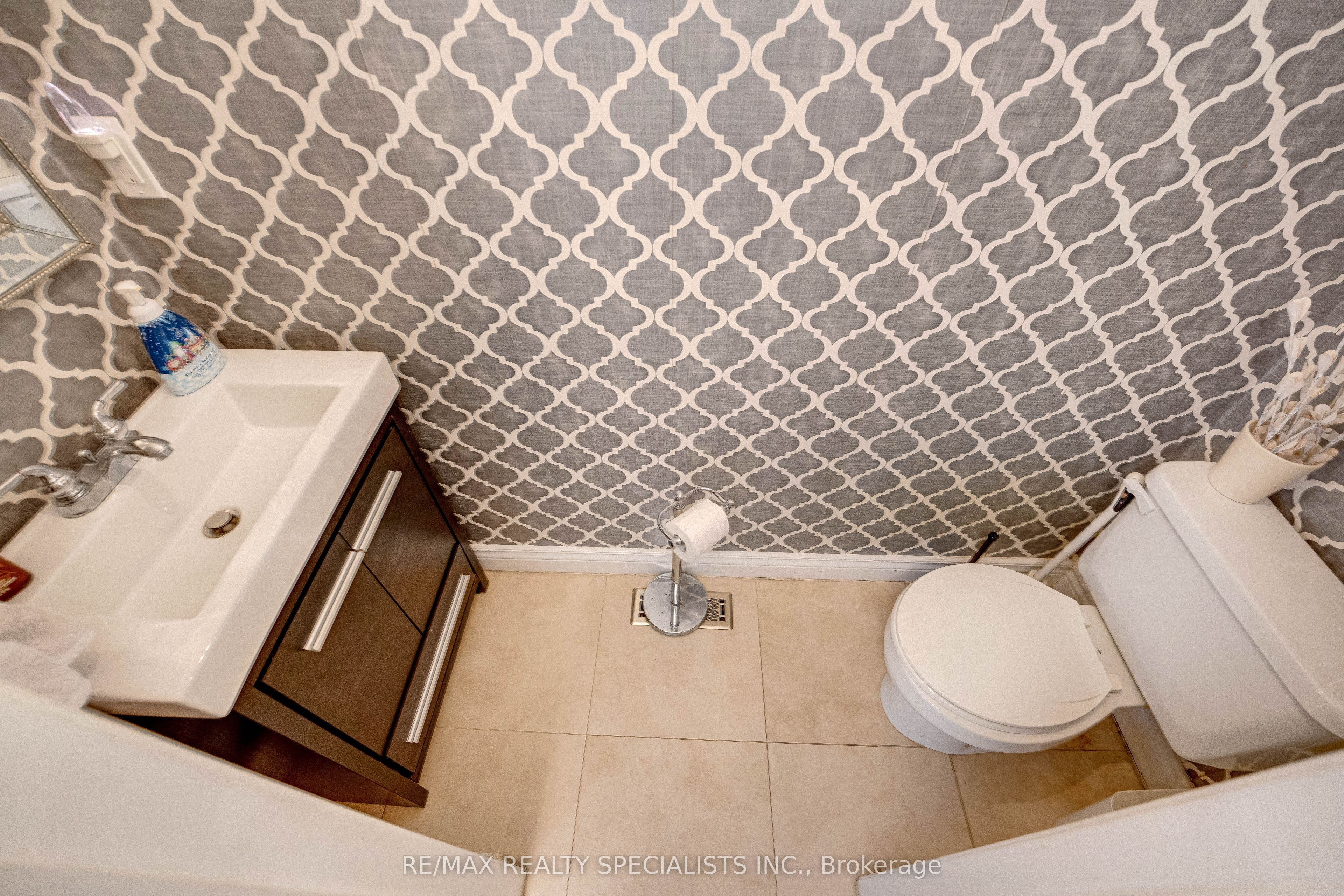 7 Banington Crescent Property Photo 17