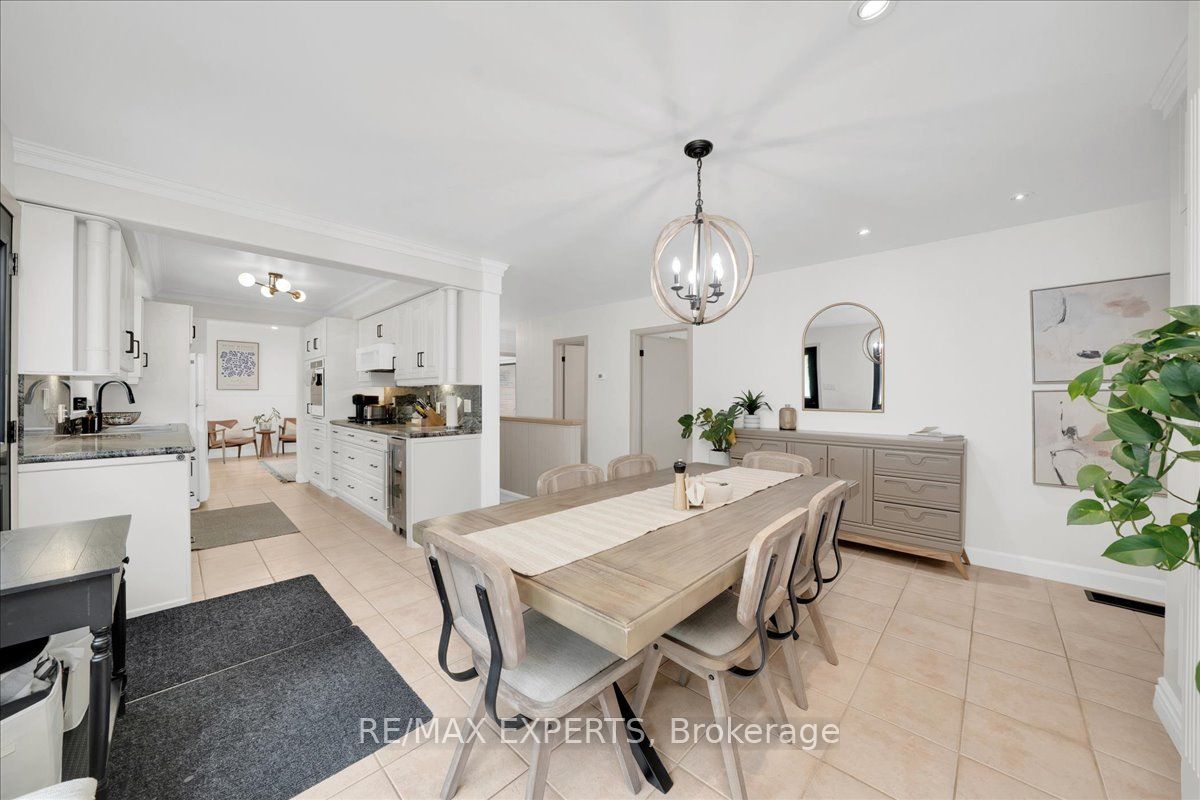 525 King Street E Property Photo 11