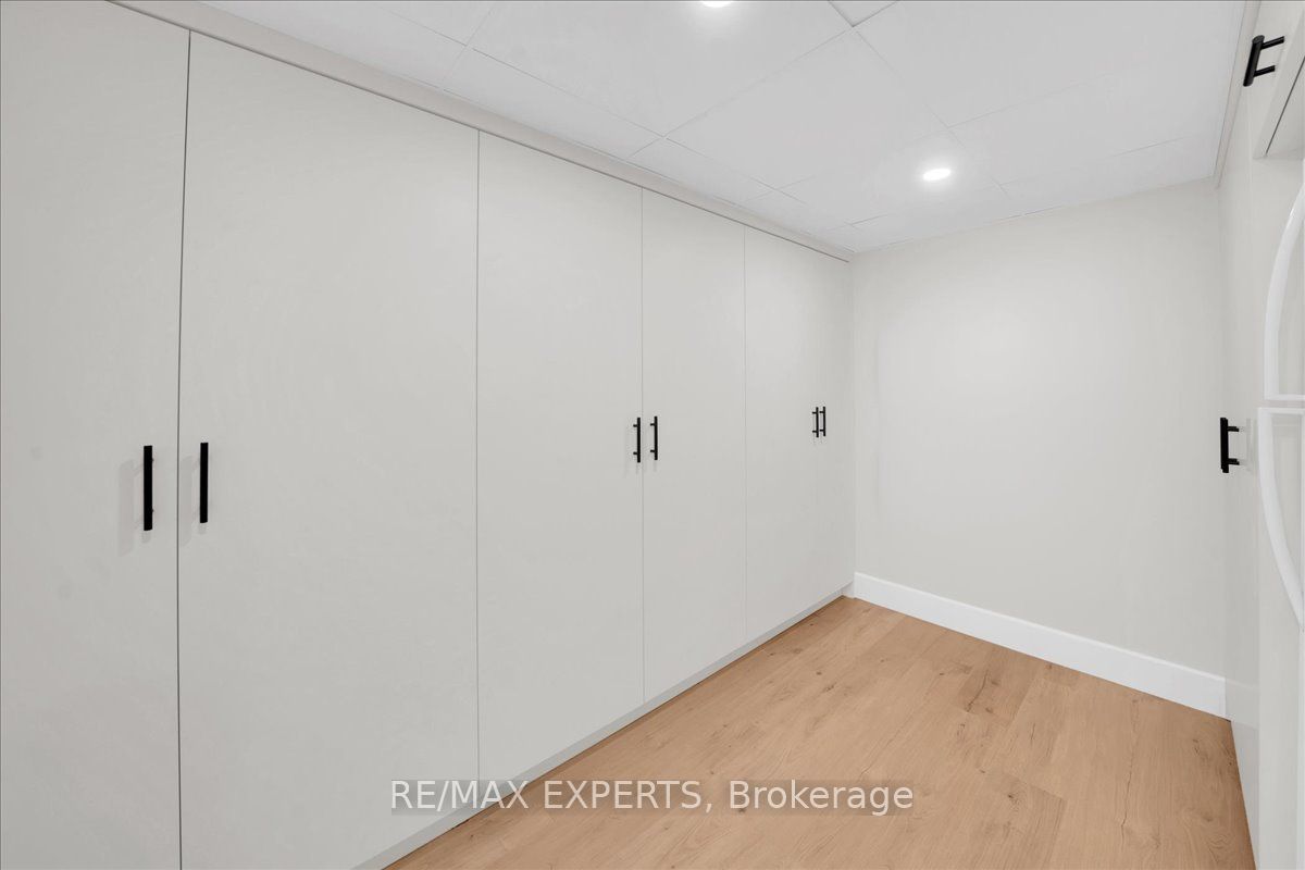 525 King Street E Property Photo 30