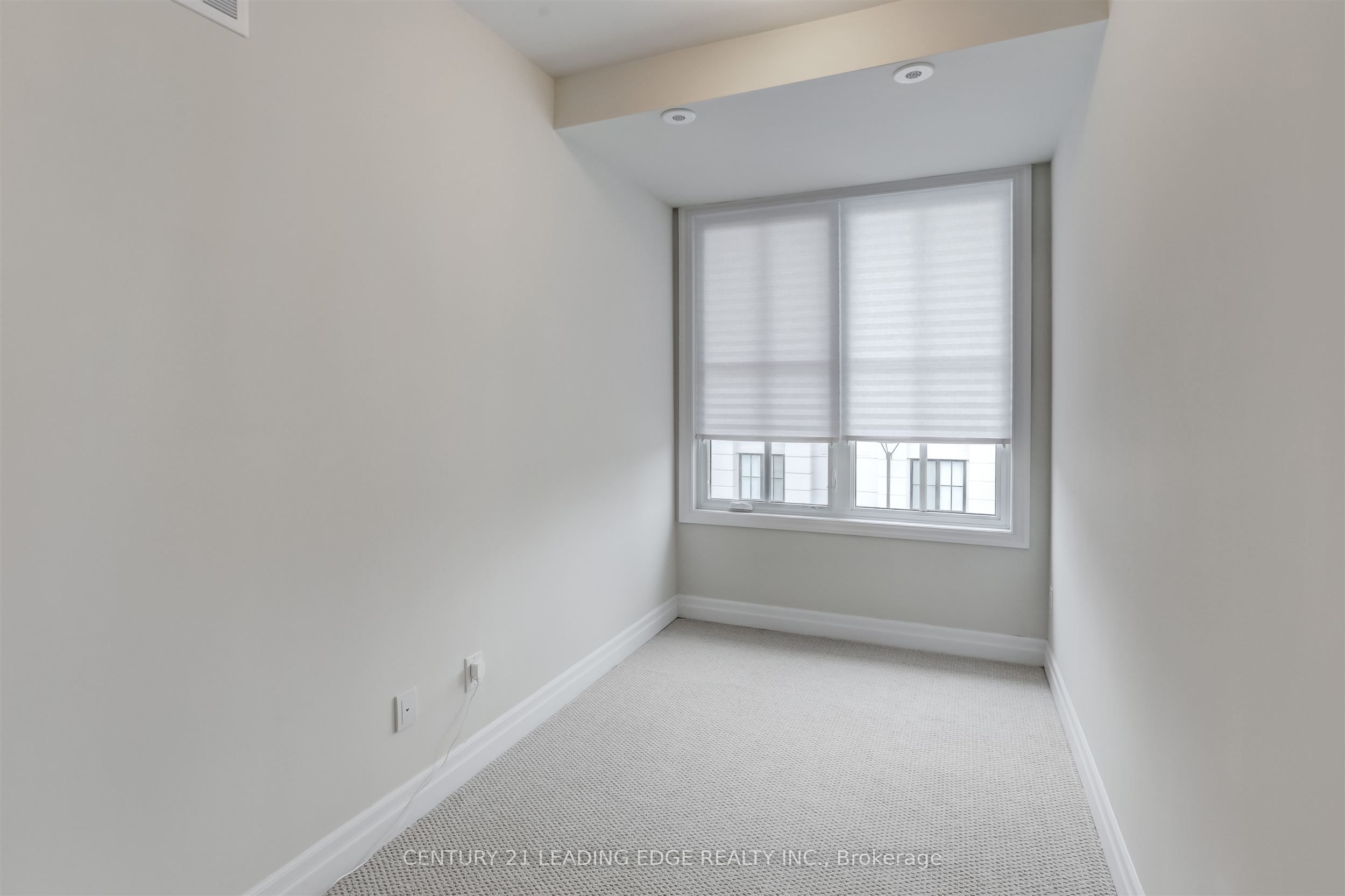 1180 Cawthra Road 106 Property Photo 18