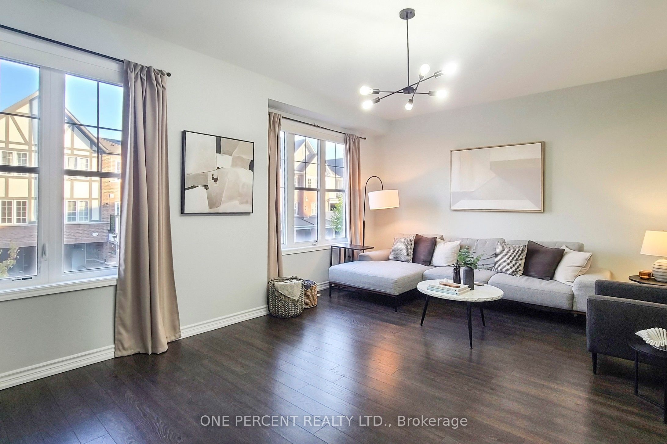 501 Buckeye Court Property Photo 6