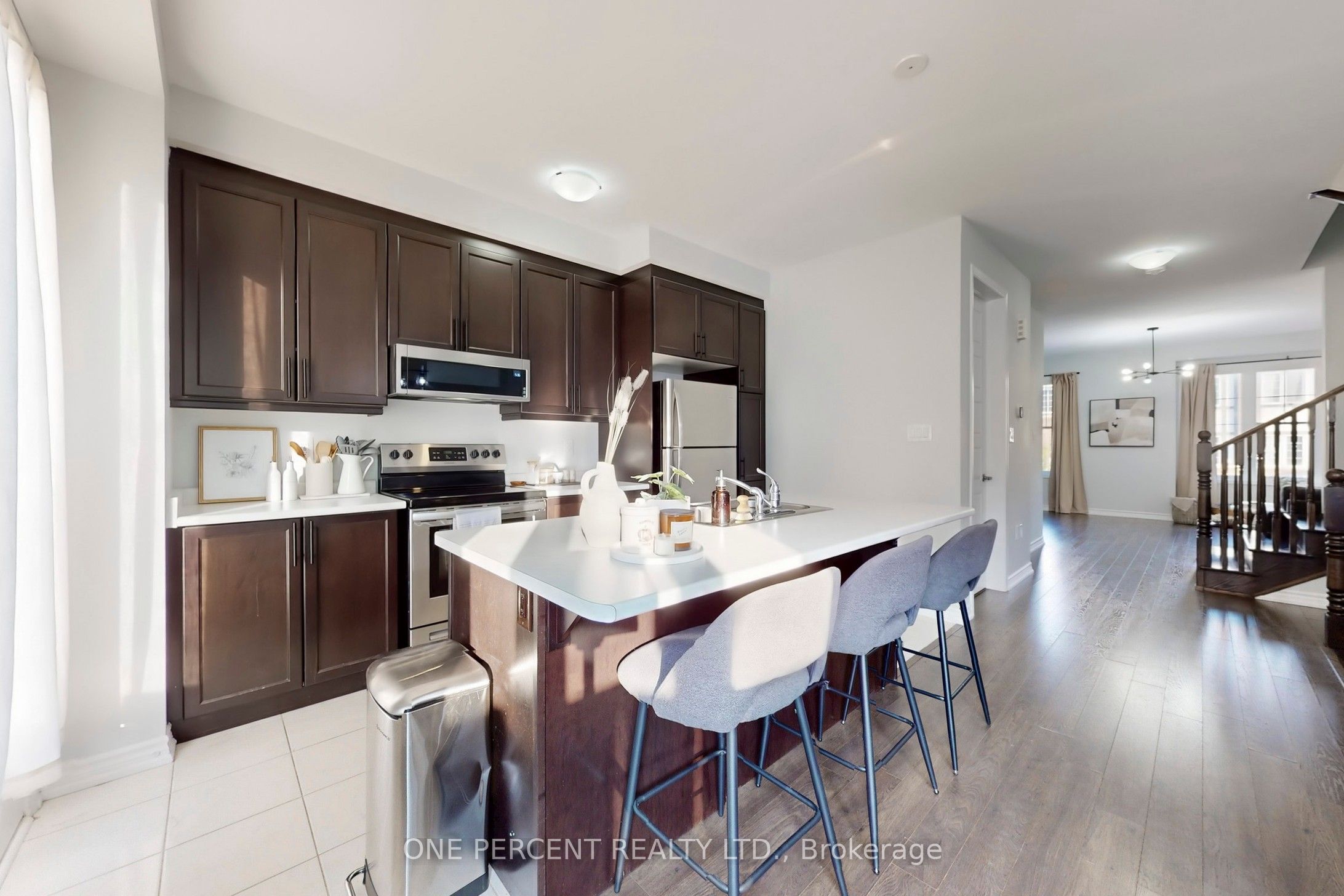 501 Buckeye Court Property Photo 16