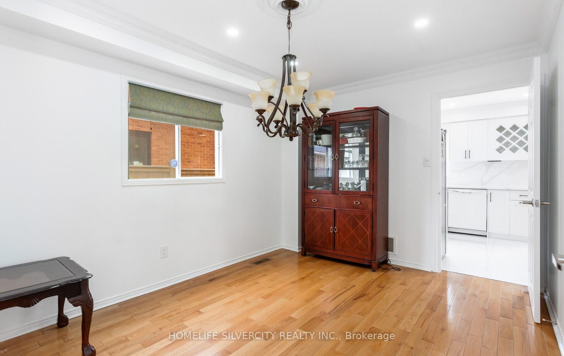 303 Hickory Circle Property Photo 12