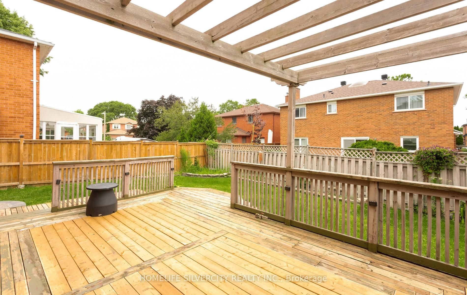 303 Hickory Circle Property Photo 47