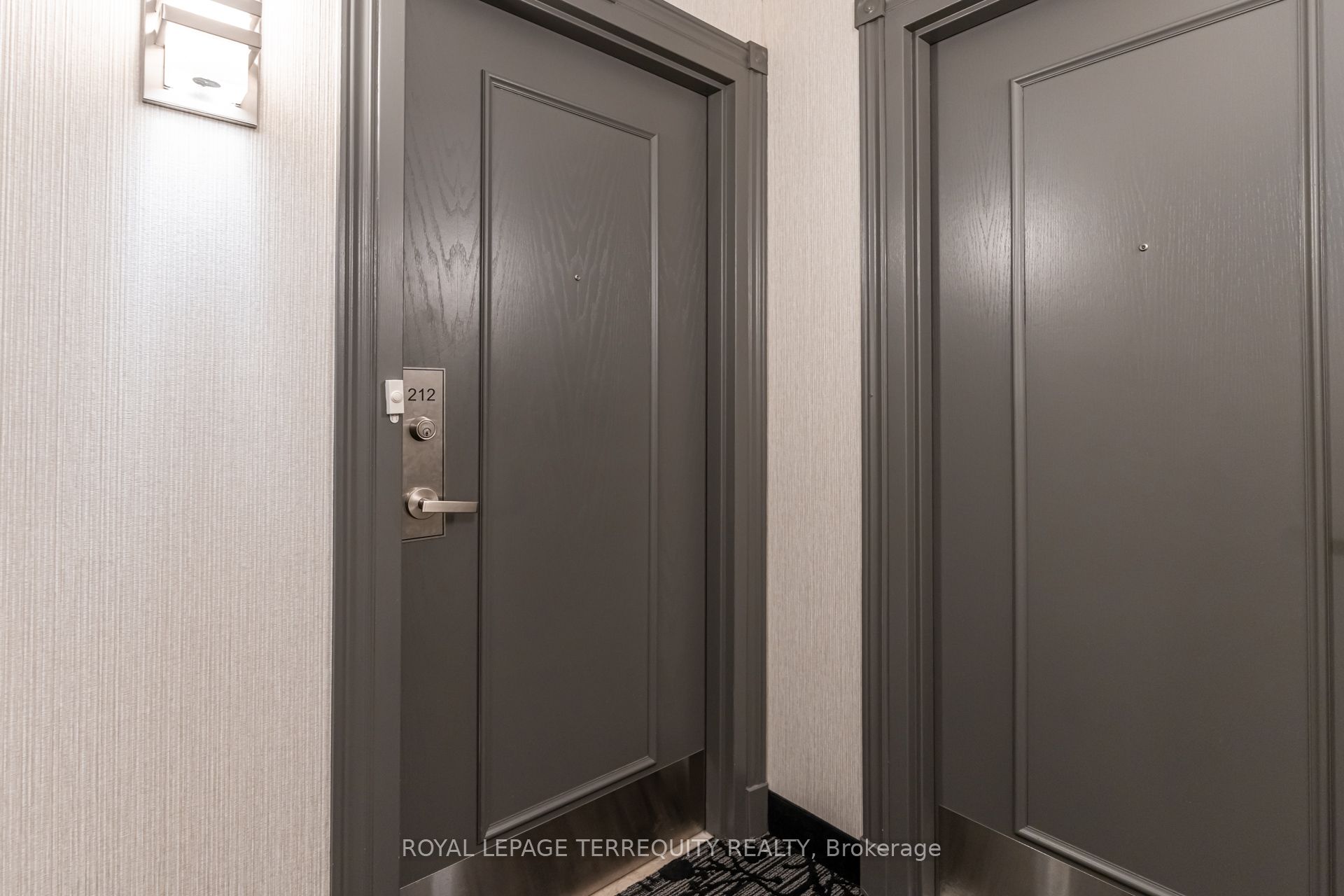 2085 Amherst Heights Drive 212 Property Photo 6