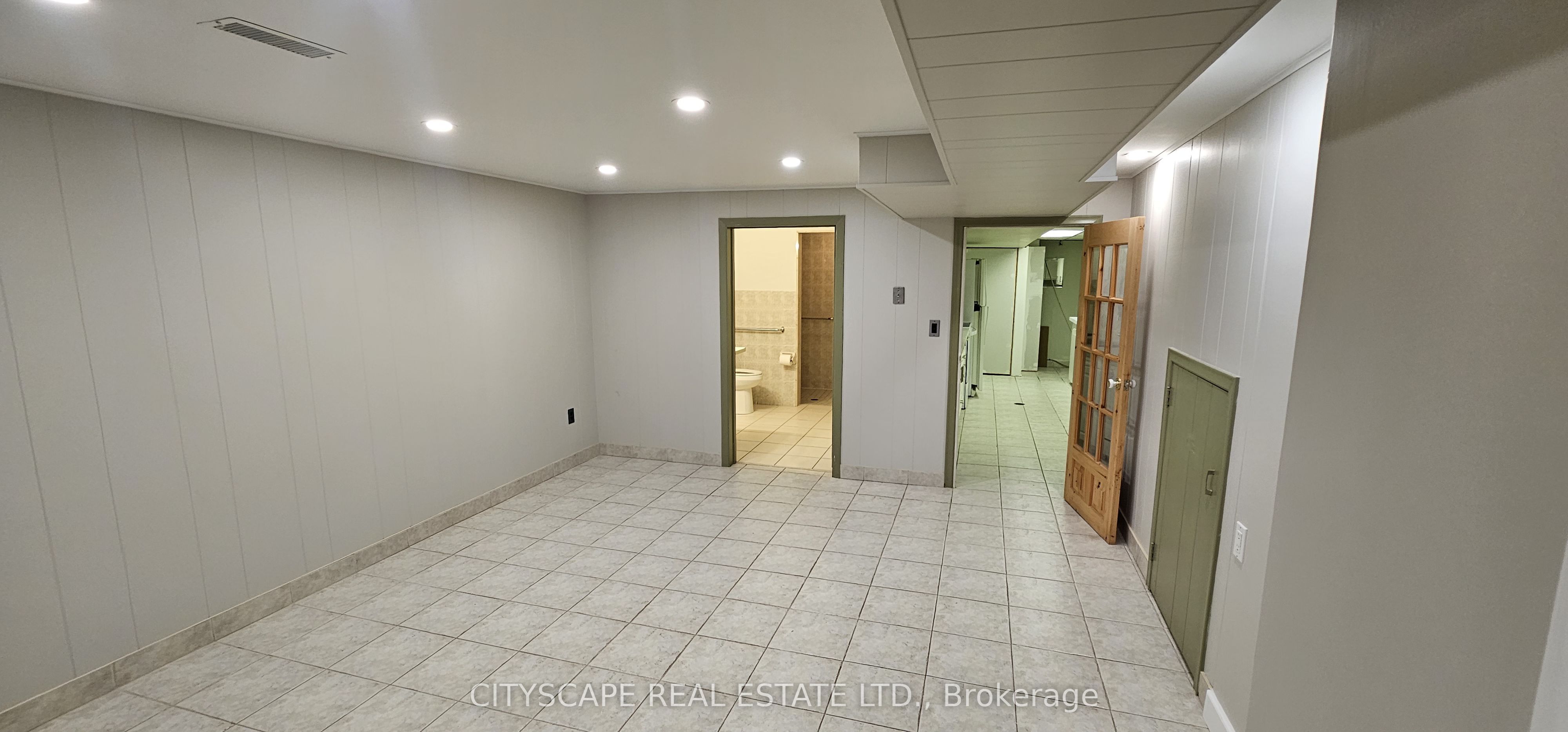 49 Algoma Street Basement Property Photo 8