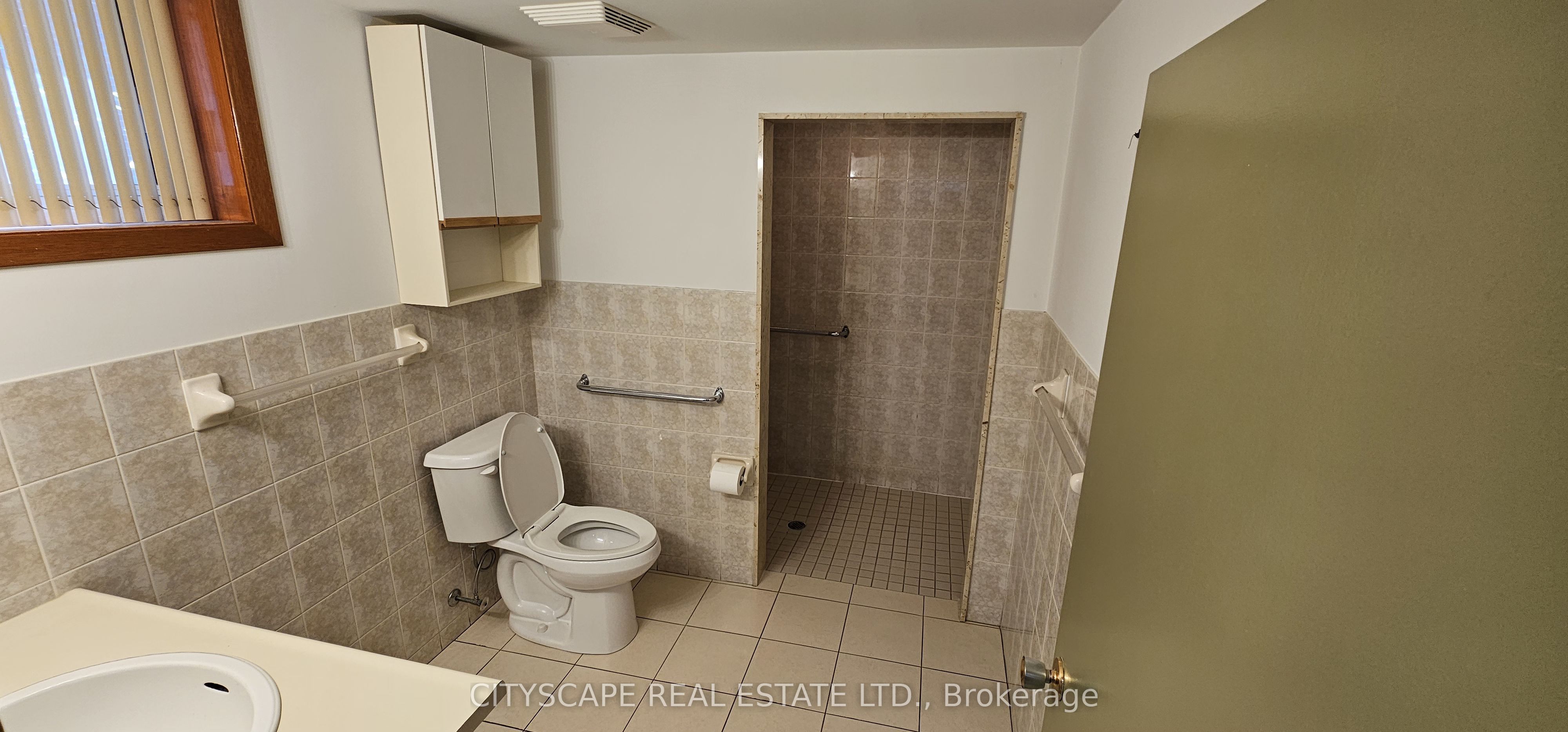 49 Algoma Street Basement Property Photo 11