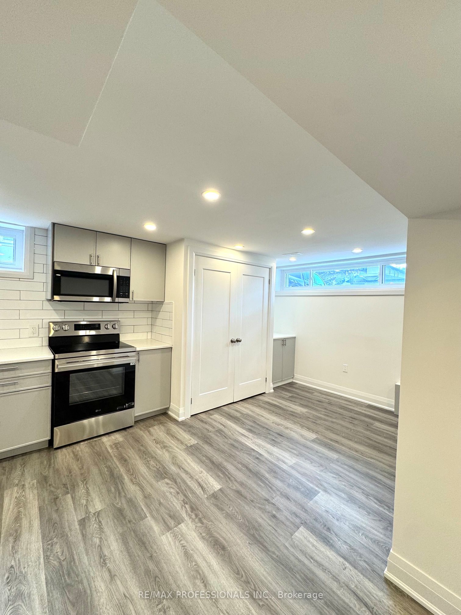 24 Millburn Drive Bsmt Property Photo 6