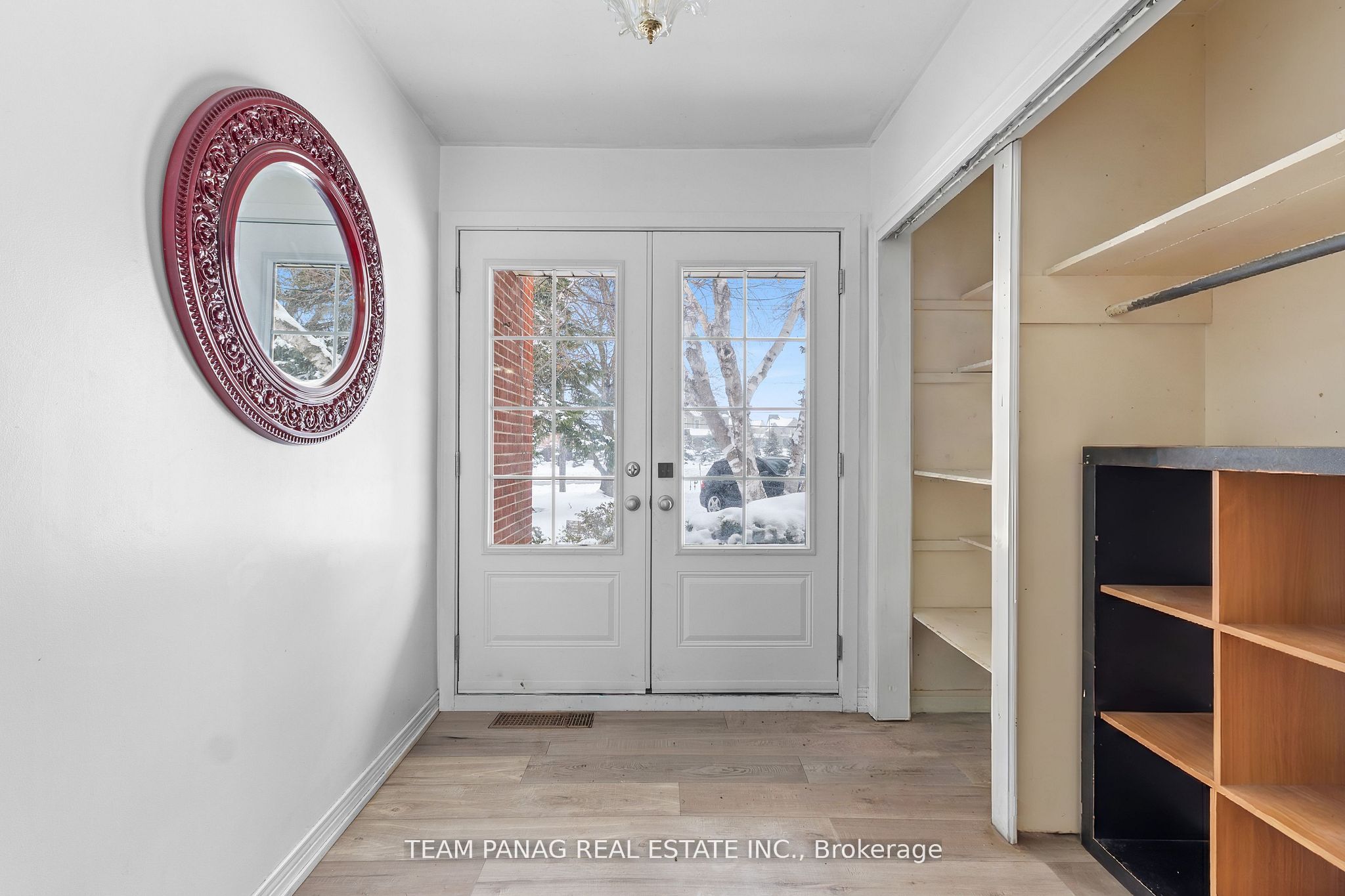 3377 Mayfield Road Property Photo 7