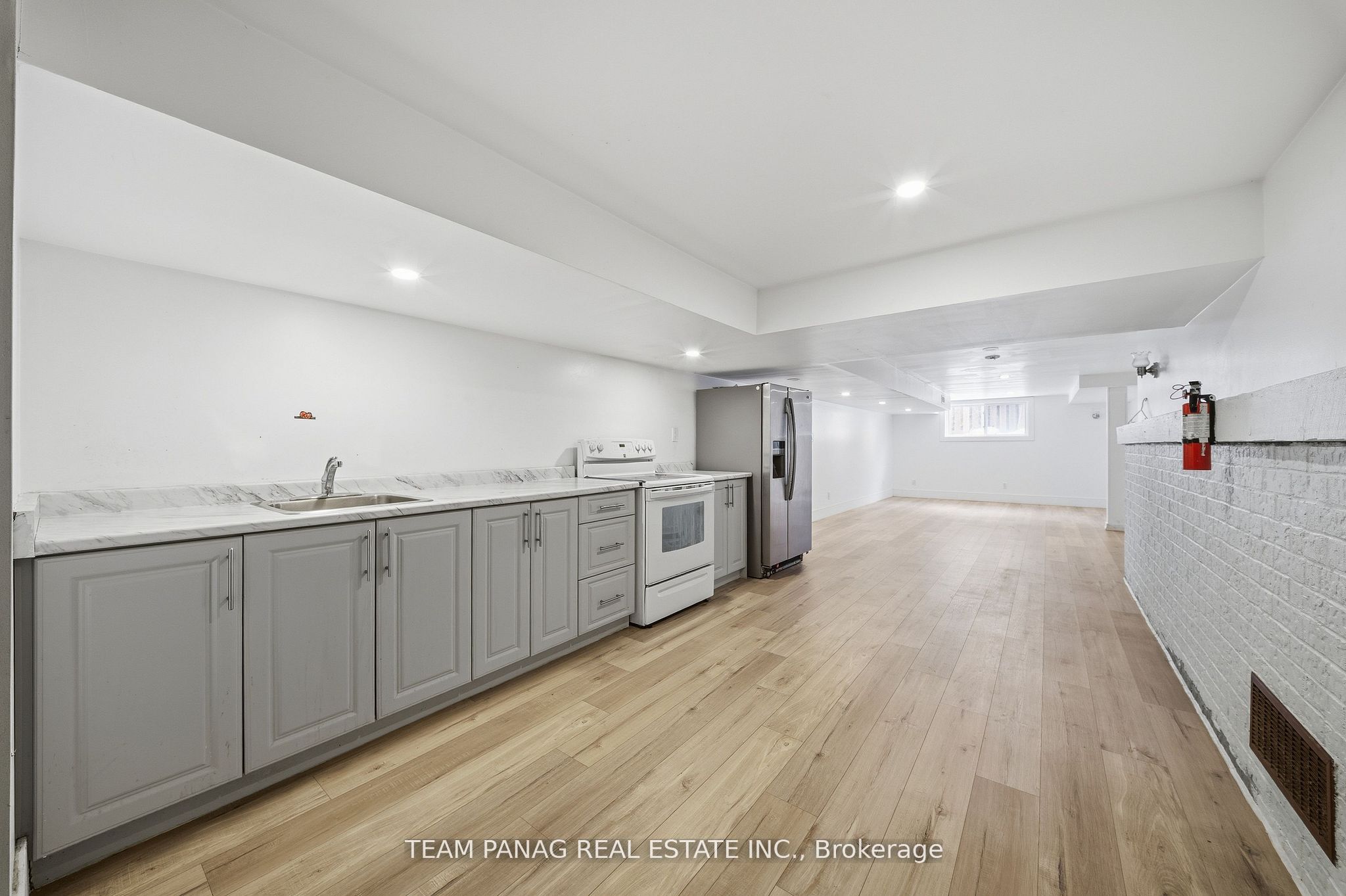 3377 Mayfield Road Property Photo 30