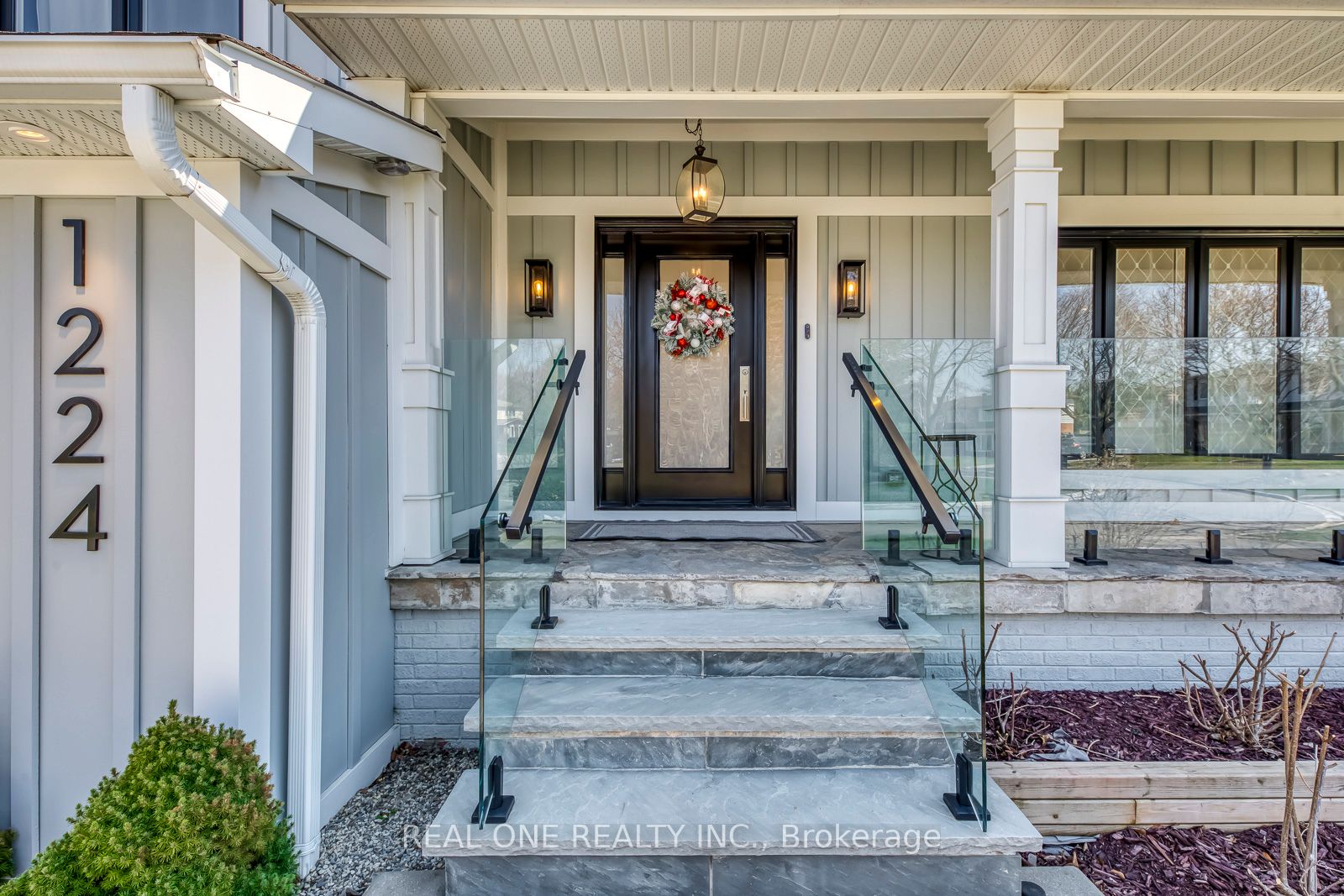 1224 Willowbrook Drive Property Photo 4