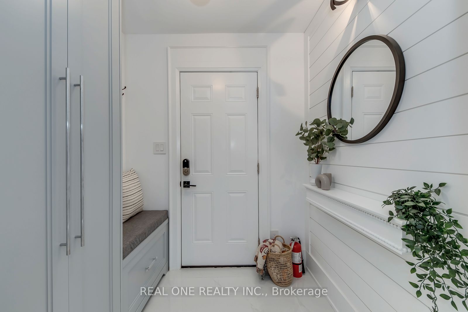 1224 Willowbrook Drive Property Photo 26