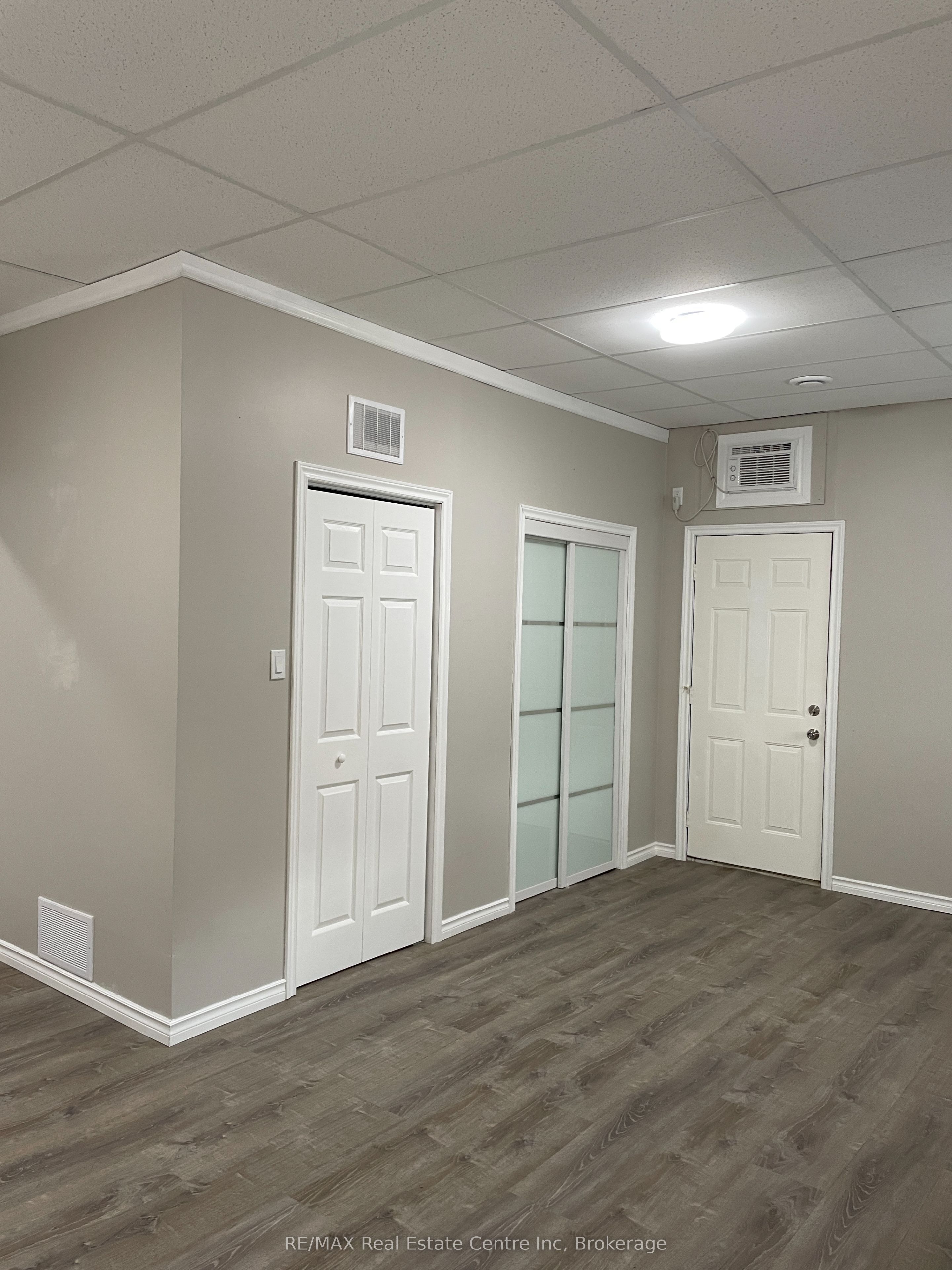 25 Commercial Street Property Photo 15