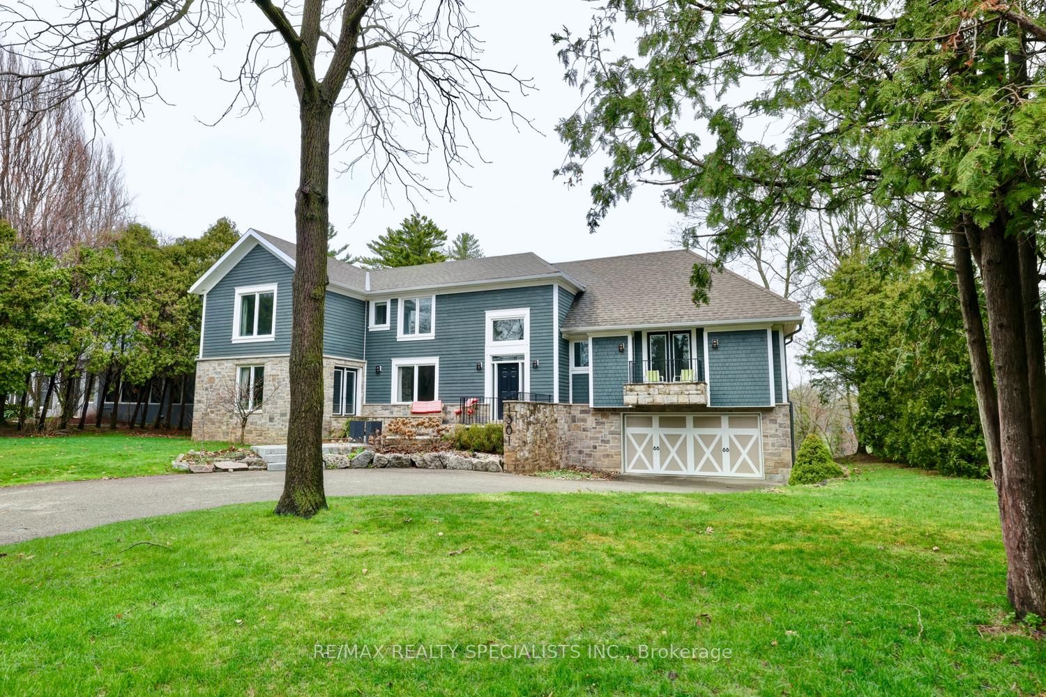 1301 Gatehouse Drive Property Photo 2