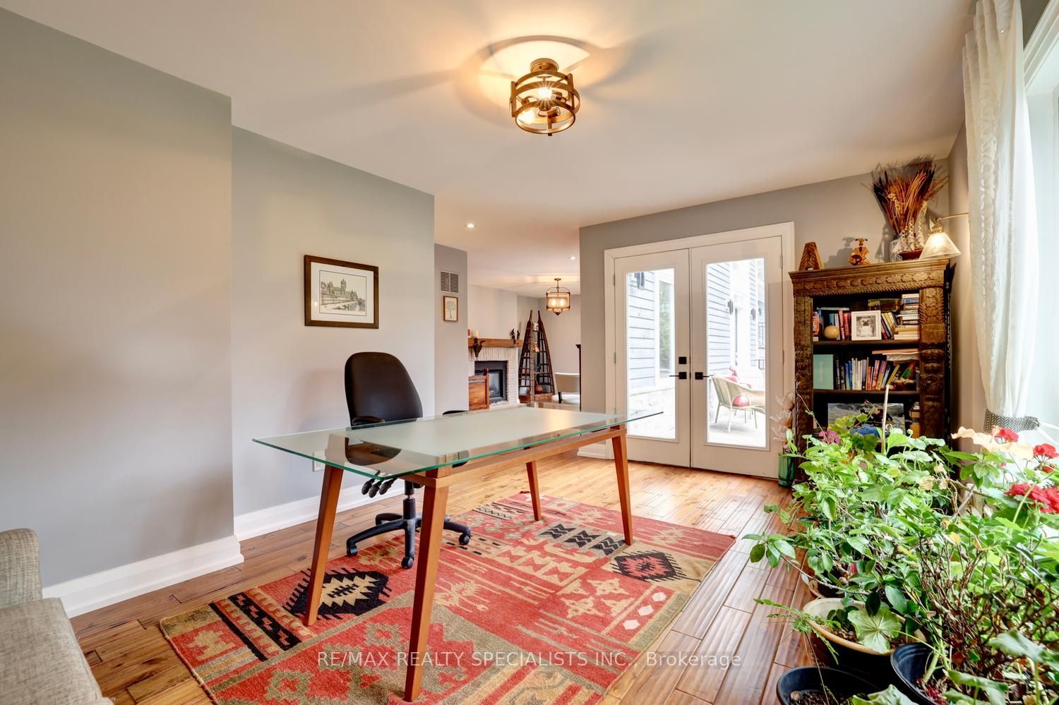 1301 Gatehouse Drive Property Photo 8