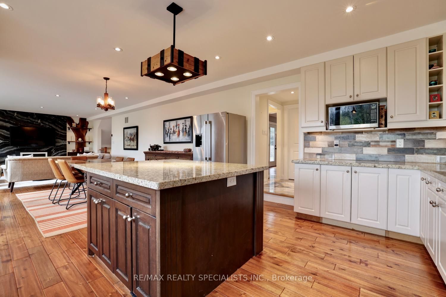 1301 Gatehouse Drive Property Photo 11