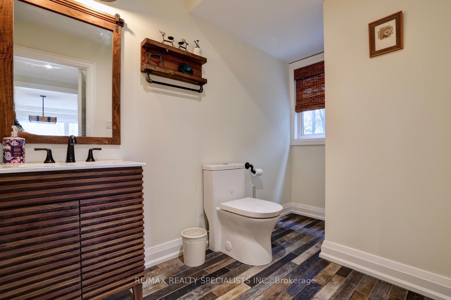 1301 Gatehouse Drive Property Photo 23