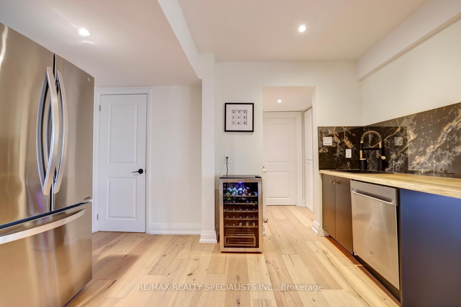 1301 Gatehouse Drive Property Photo 37
