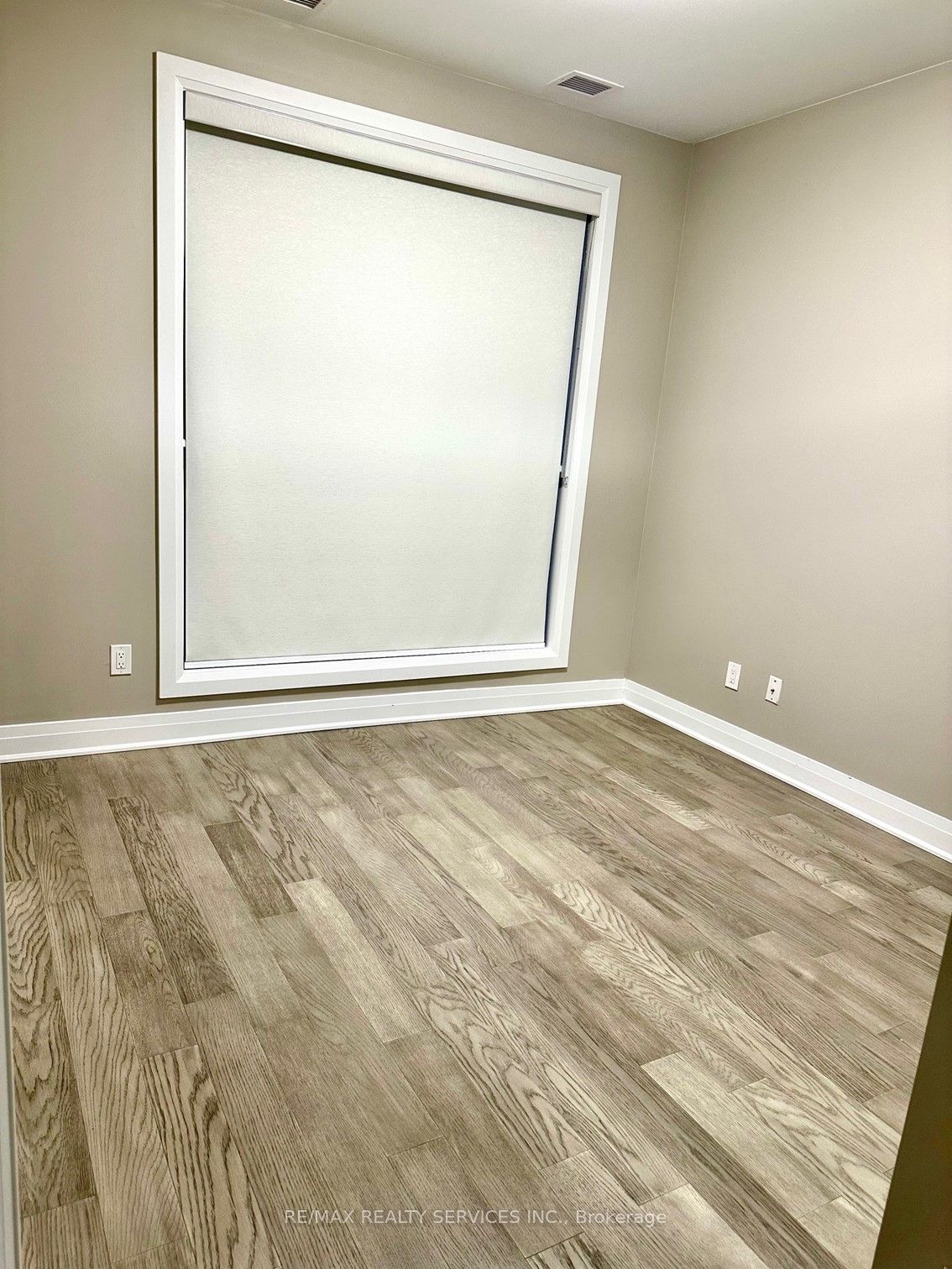 50 Kaitting Trail W 403 Property Photo 11