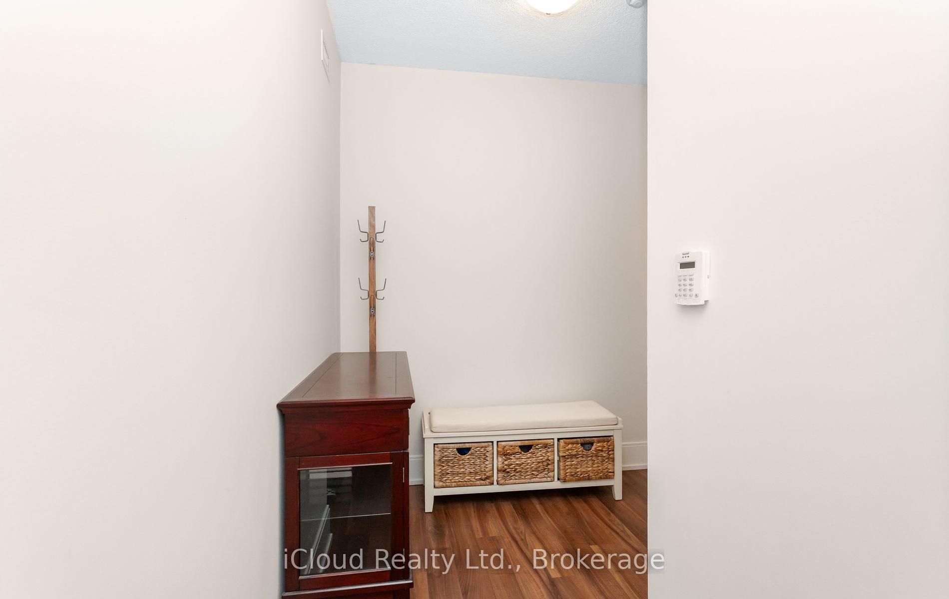 15 Viking Lane 2502 Property Photo 14