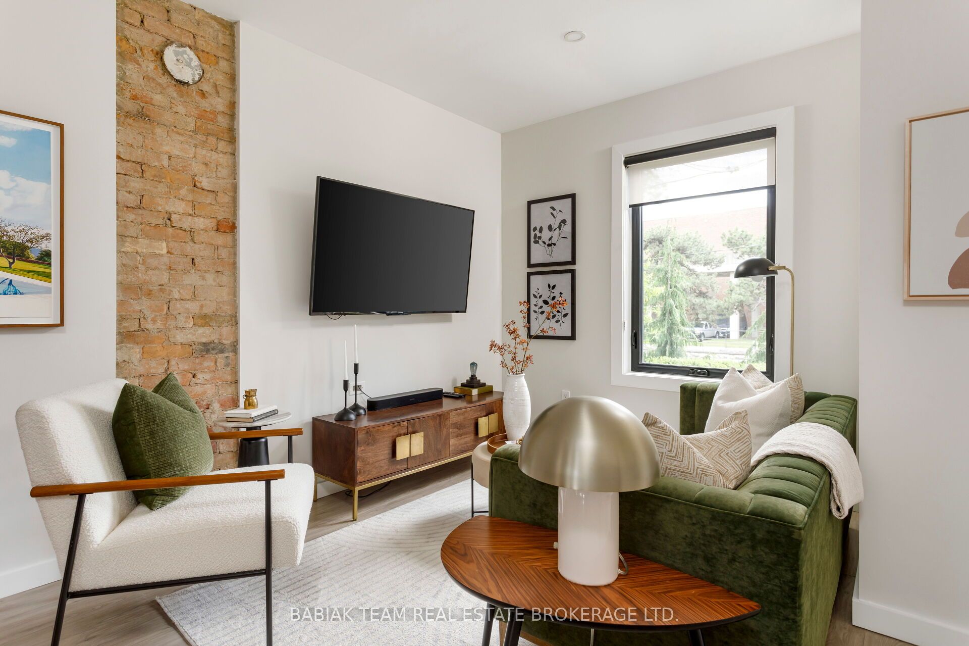 497 Keele Street Property Photo 10