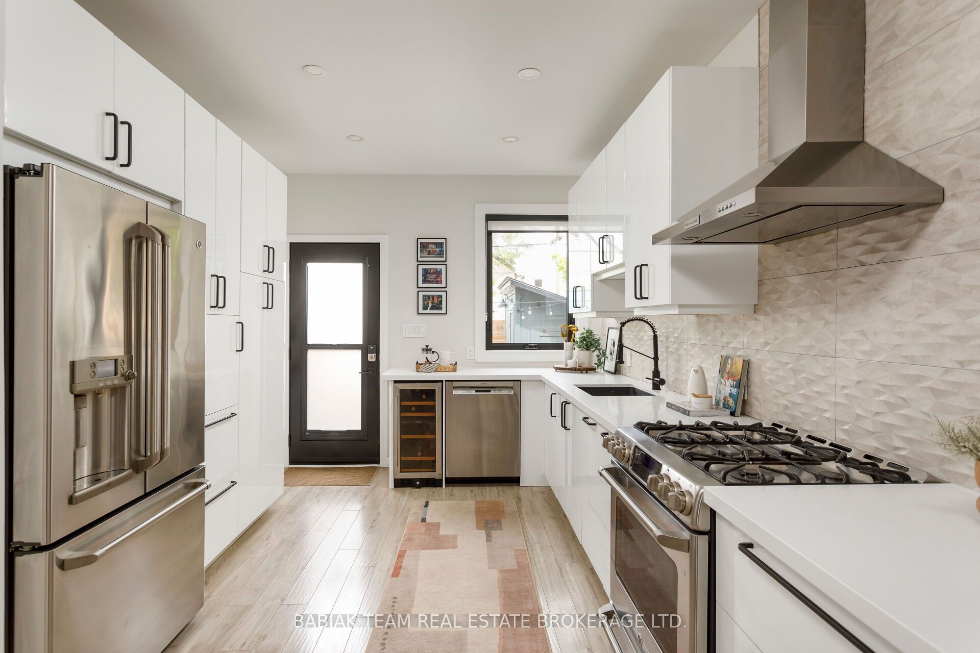 497 Keele Street Property Photo 15