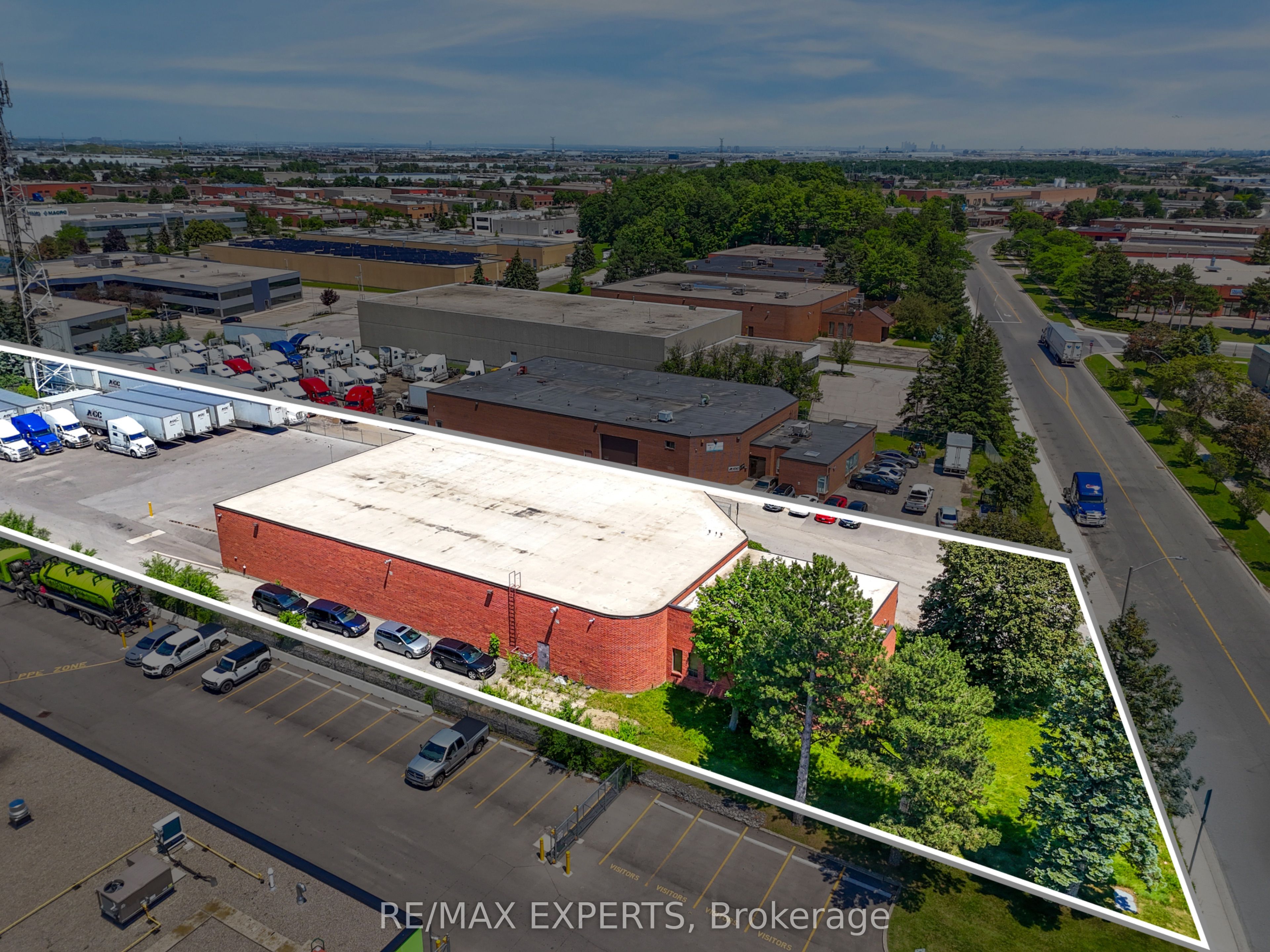 135 Watline Avenue Property Photo 15