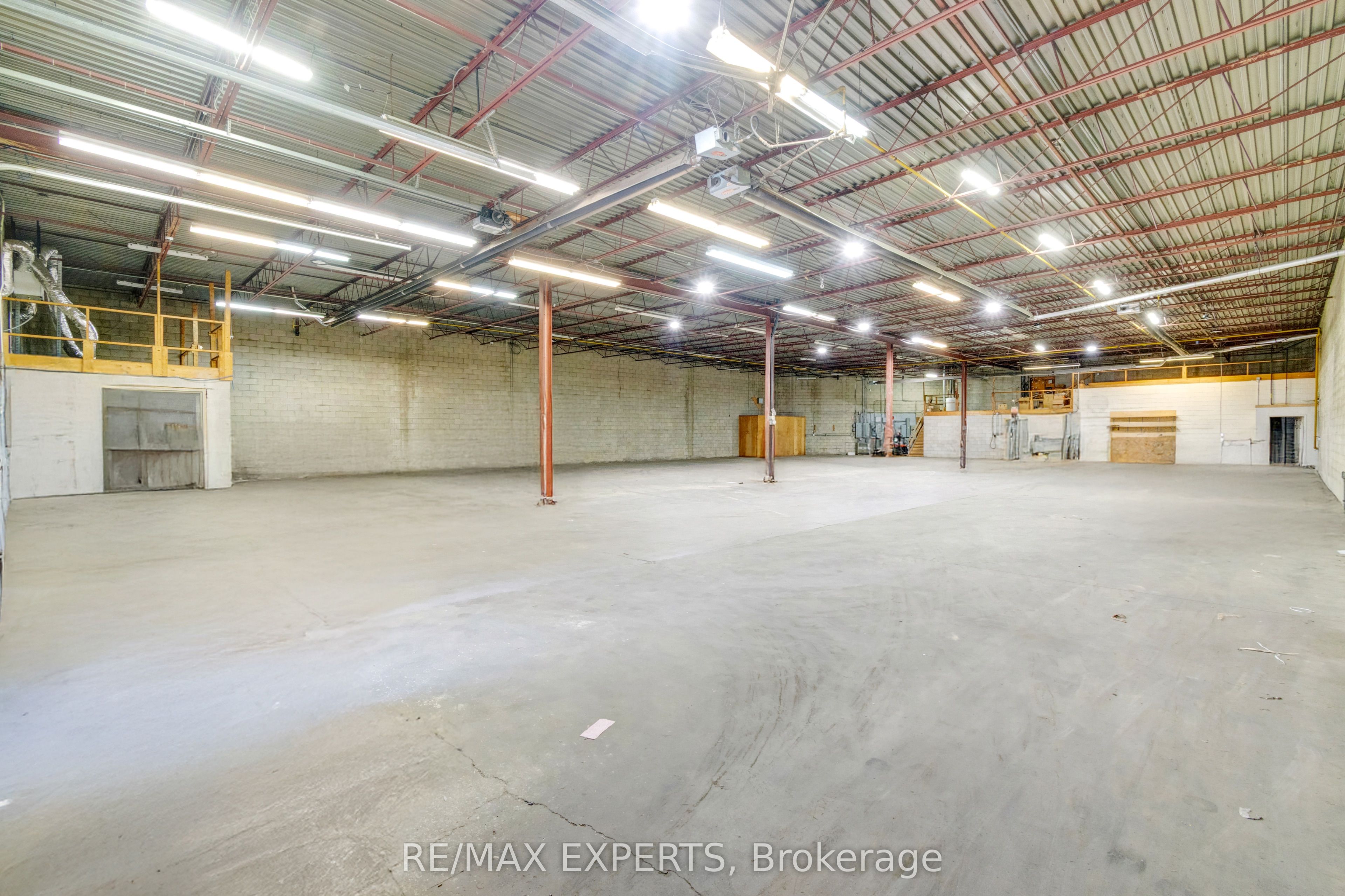 135 Watline Avenue Property Photo 21