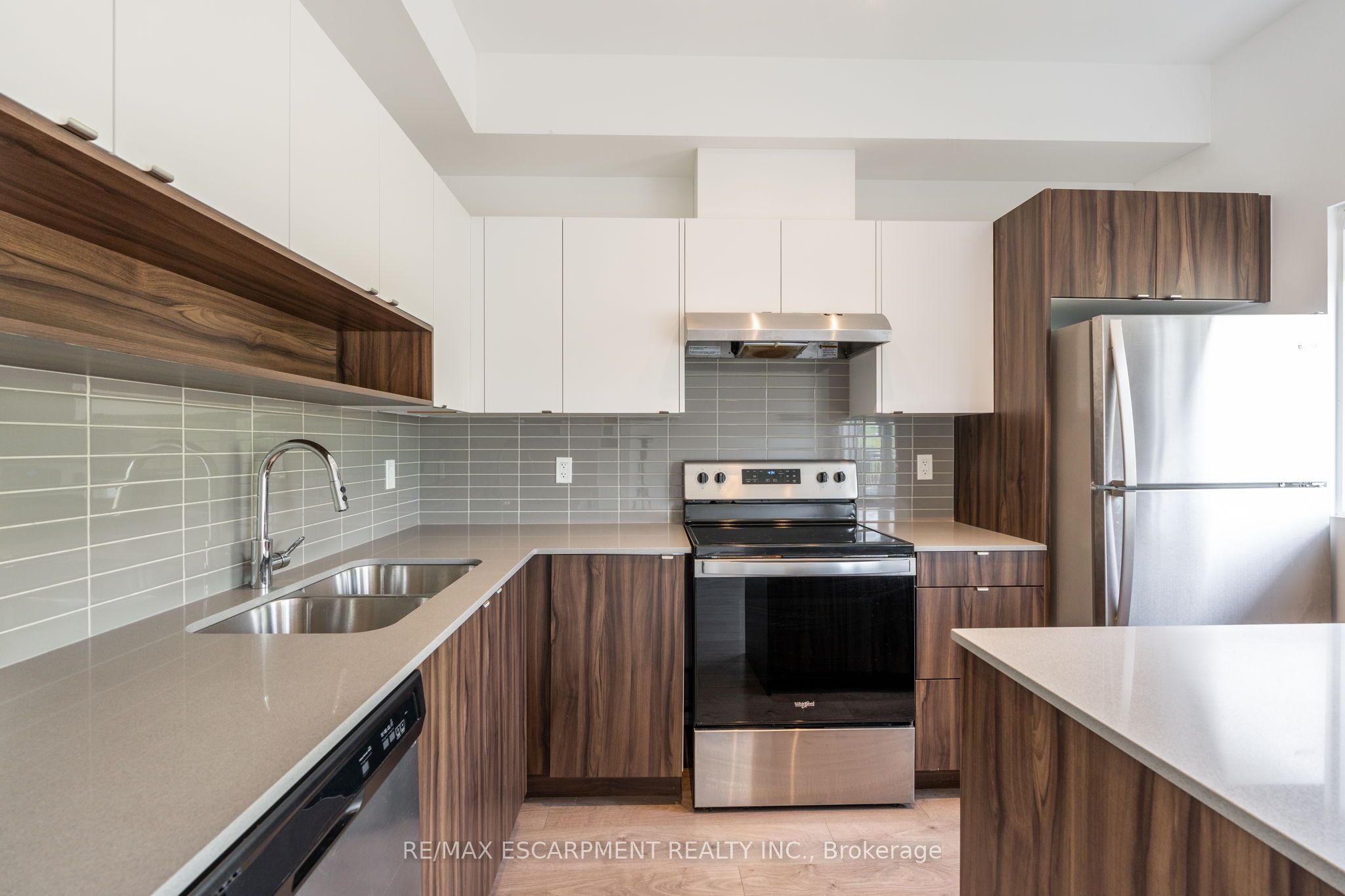 1121 Cooke Boulevard 73 Property Photo 11