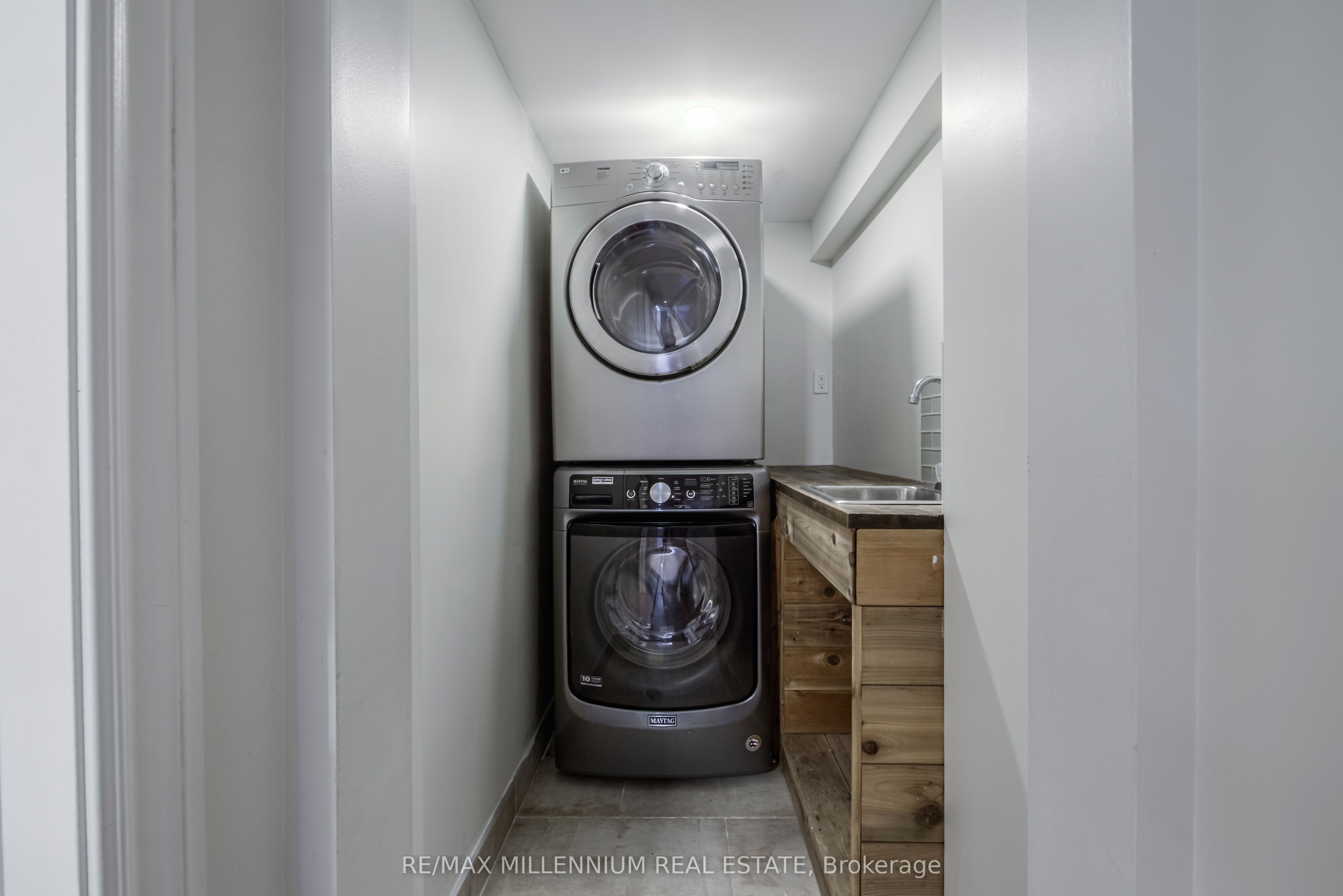 1285 Rebecca Street Property Photo 45