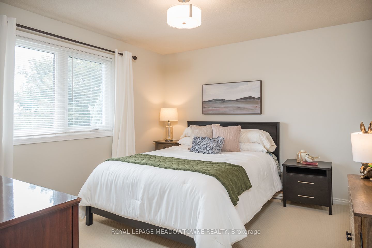 265 Randall Crescent Property Photo 28