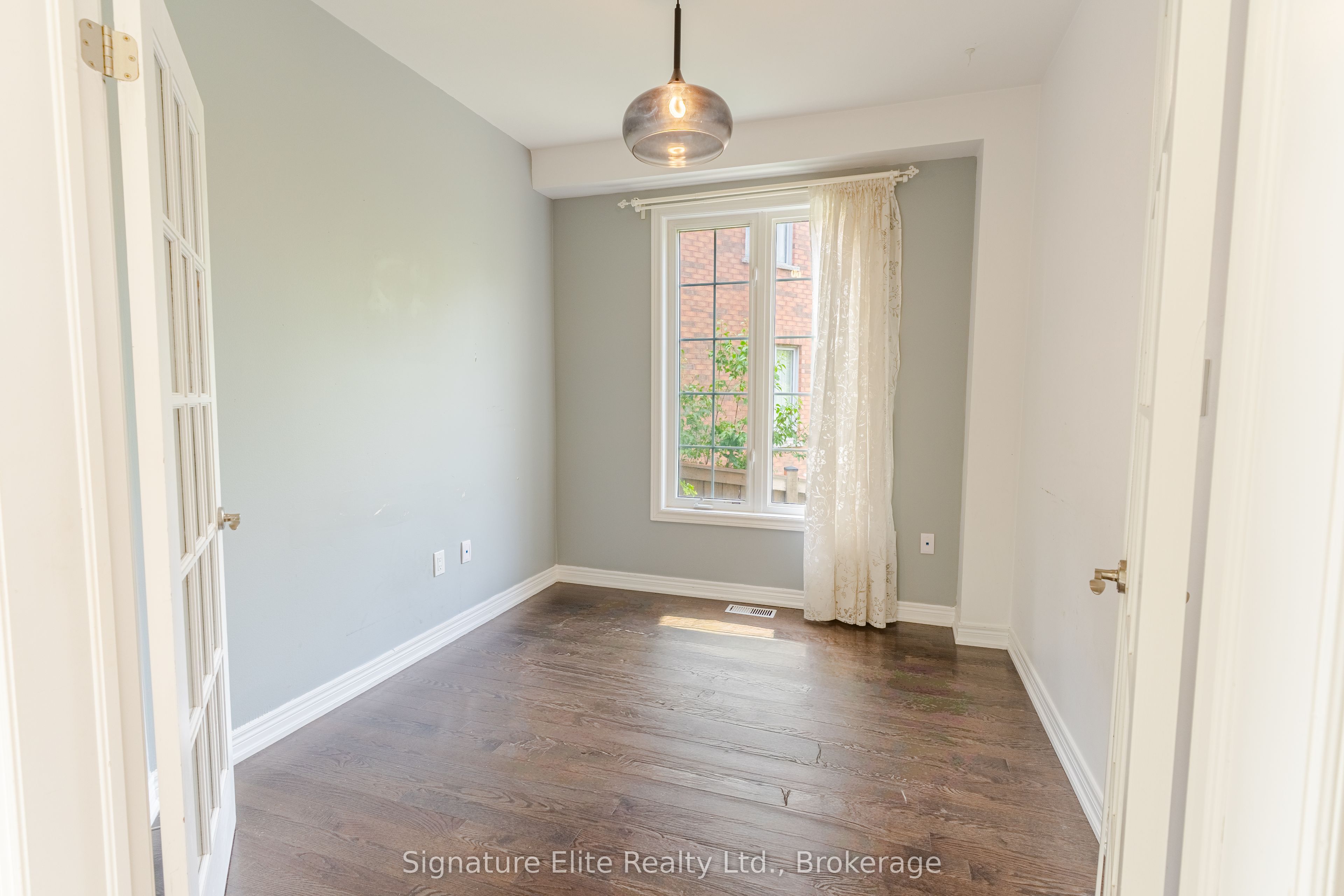 8 Teaberry Terrace Property Photo 5