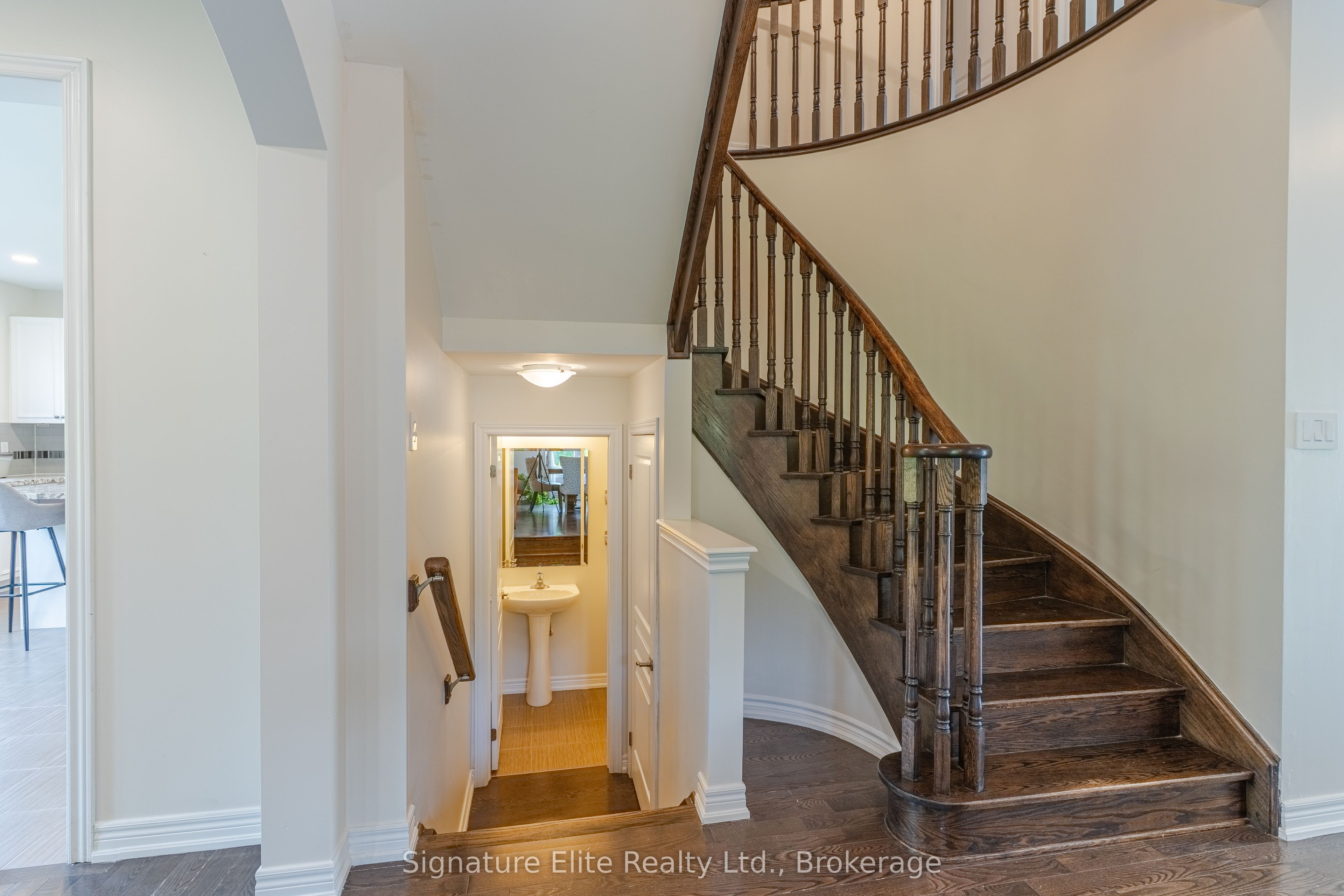 8 Teaberry Terrace Property Photo 9
