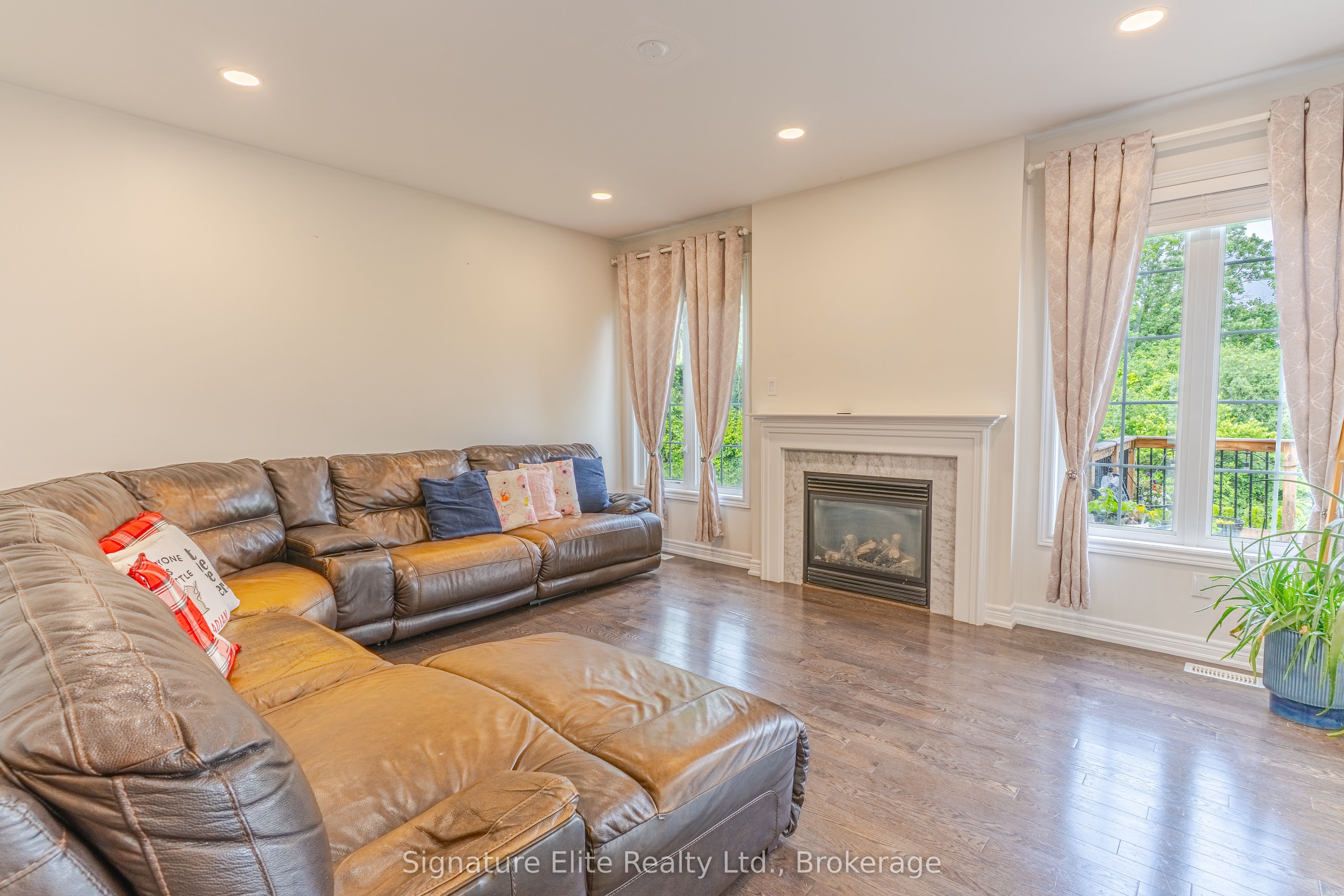 8 Teaberry Terrace Property Photo 11
