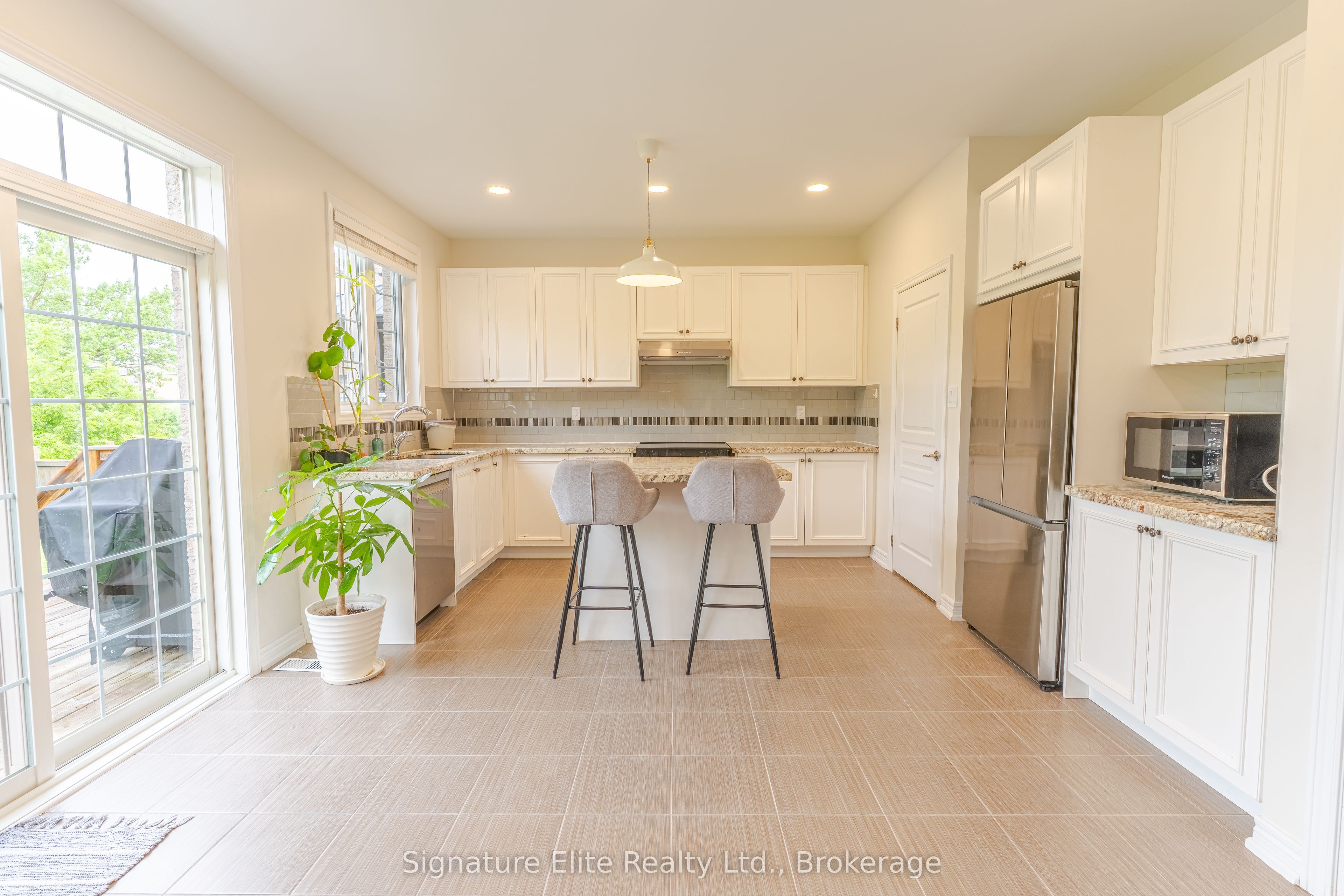 8 Teaberry Terrace Property Photo 14