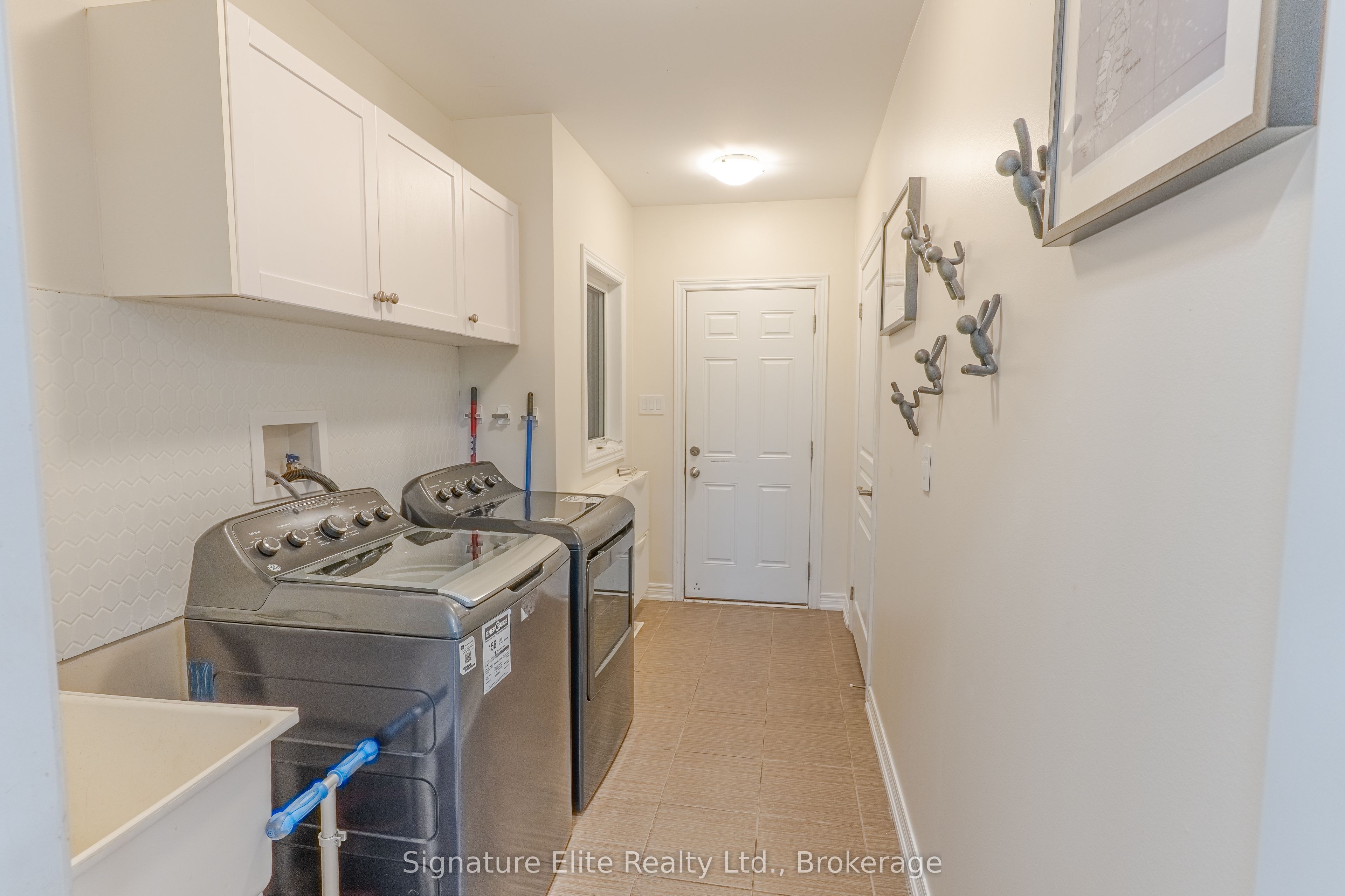 8 Teaberry Terrace Property Photo 32