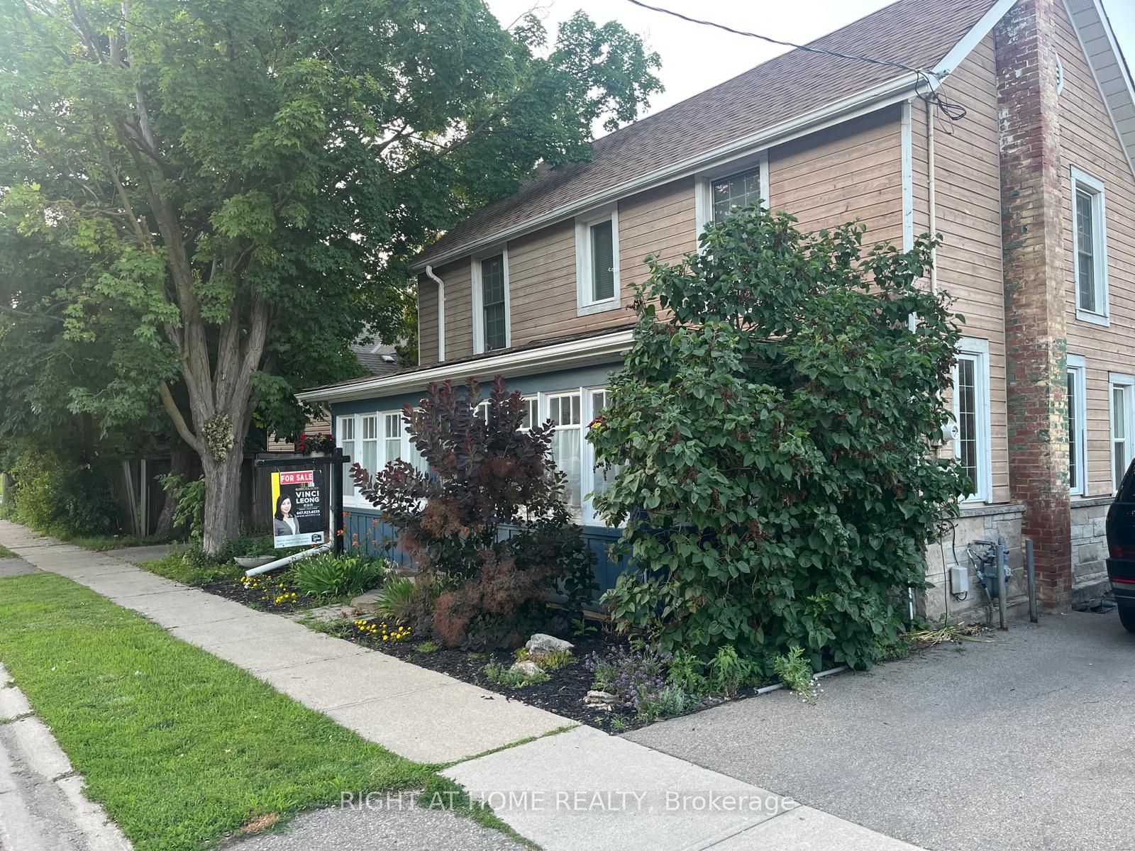 24 Mill Street N Property Photo 37
